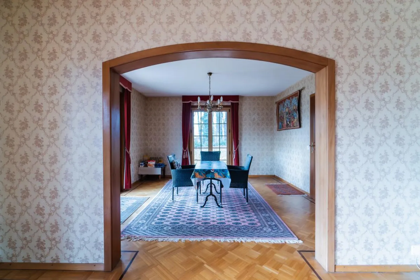 Familienhaus mit außergewöhnlichem Garten - Foto 5 von 10