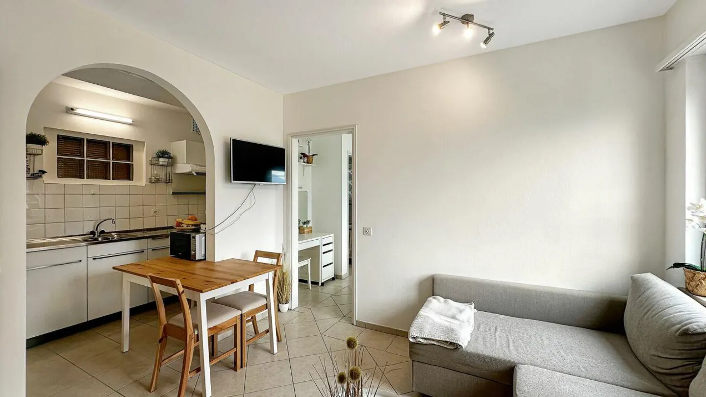 Brione sopra Minusio - Villa mit 3 Wohnungen - Photo 12 sur 21