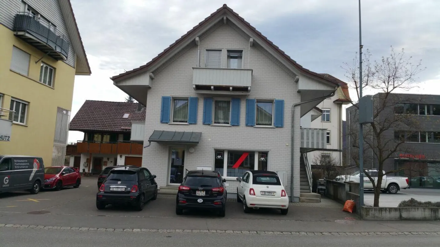 Attractive 3.5-room apartment in the center of Belp - Photo 17 of 18