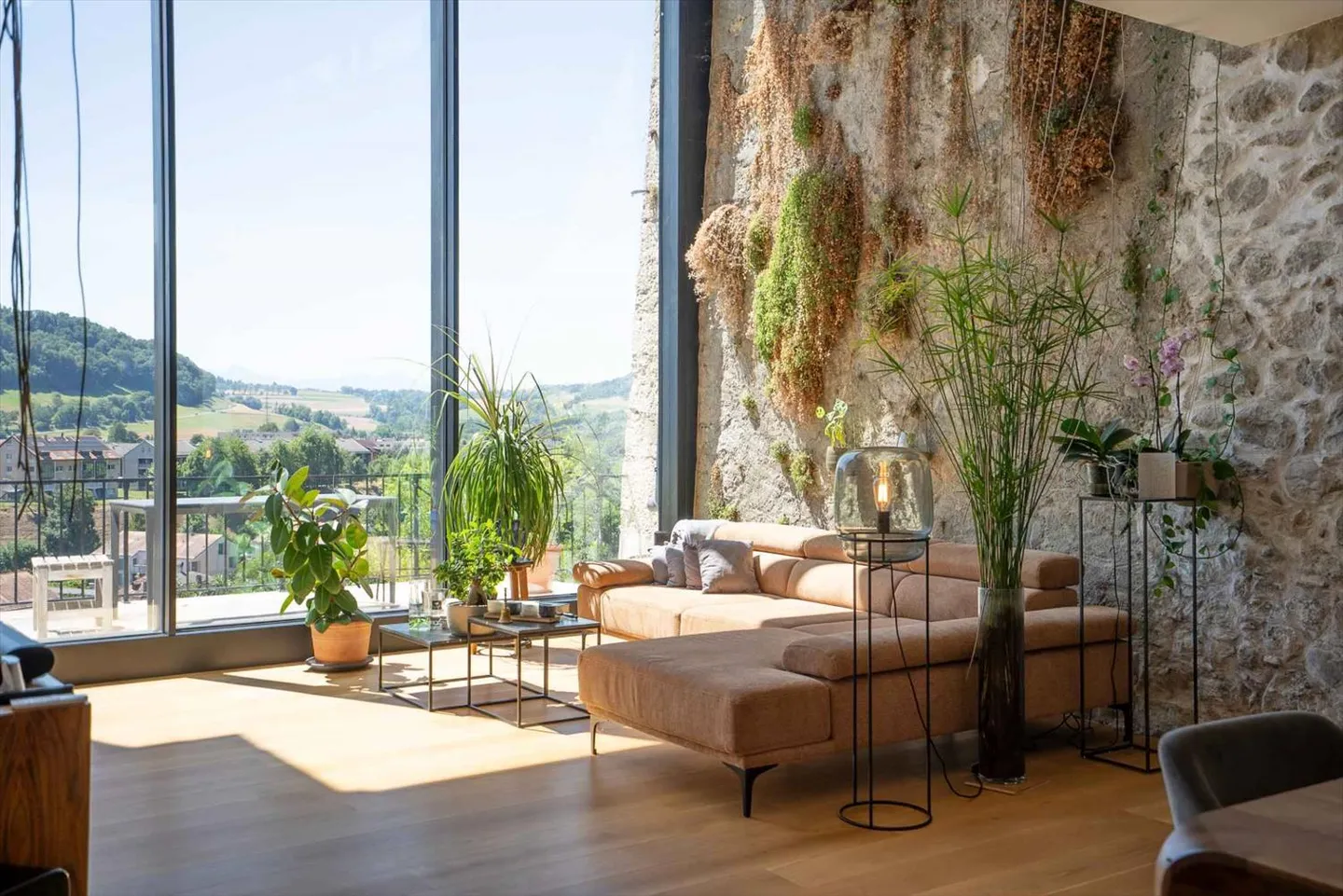 Exklusiv - Außergewöhnliches Herrenhaus mit Potenzial für fünf Wohnungen - Foto 6 von 13