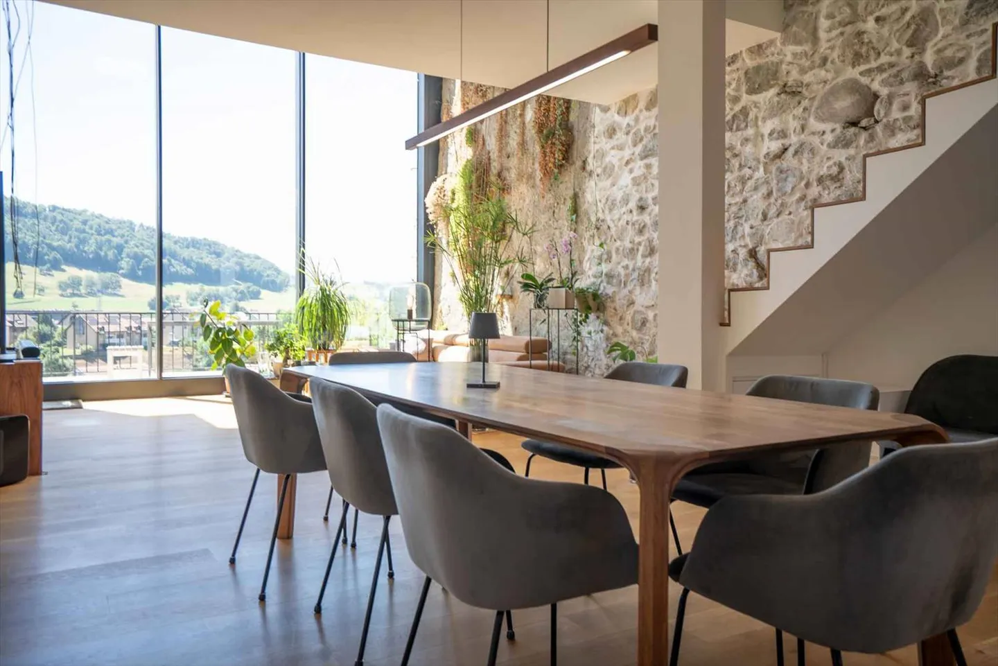 Exklusiv - Außergewöhnliches Herrenhaus mit Potenzial für fünf Wohnungen - Foto 7 von 13