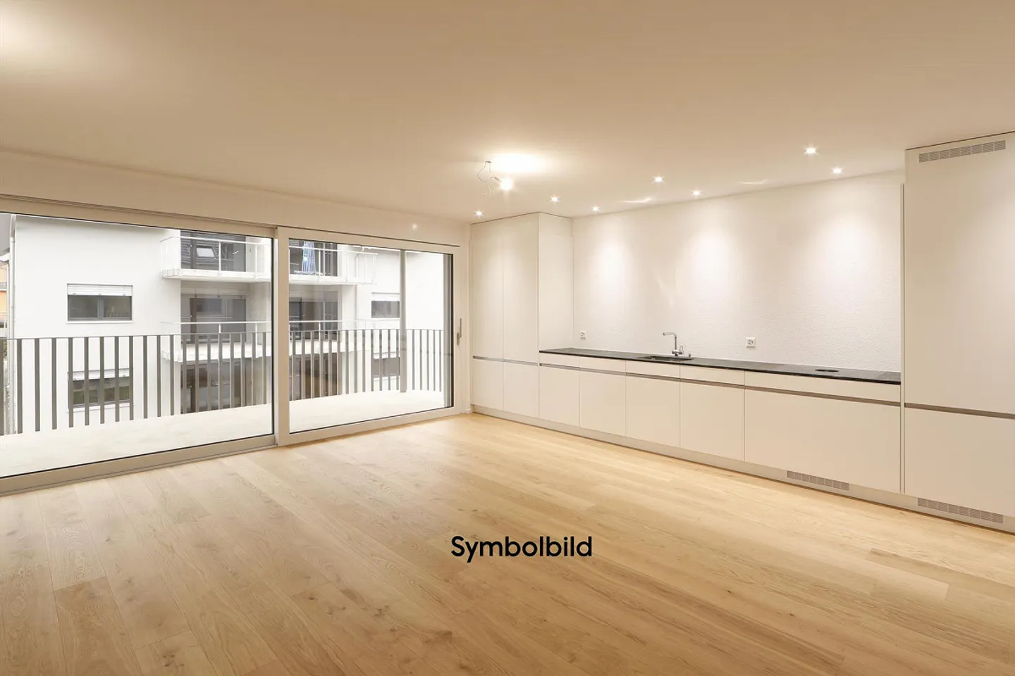 Exklusive 5.5 Zimmerwohnung - Foto 3 von 8