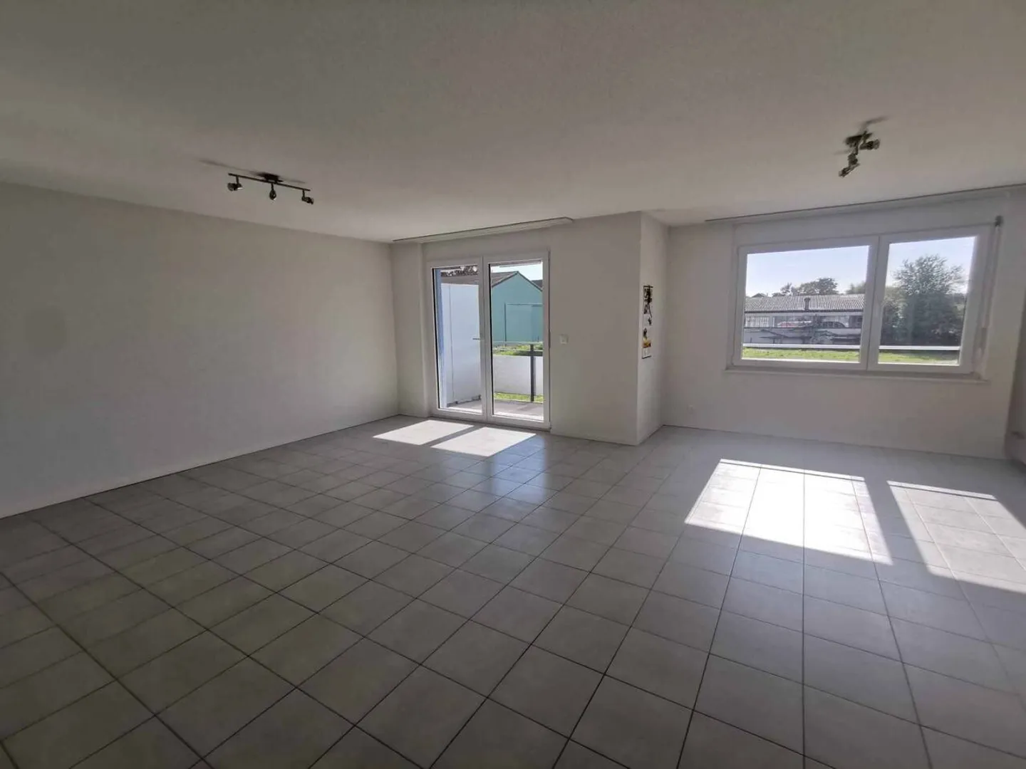 Wunderschöne 3,5-Zimmer-Wohnung mit Balkon, neben dem CFF-Bahnhof, vermietet verkauft - Foto 5 von 8