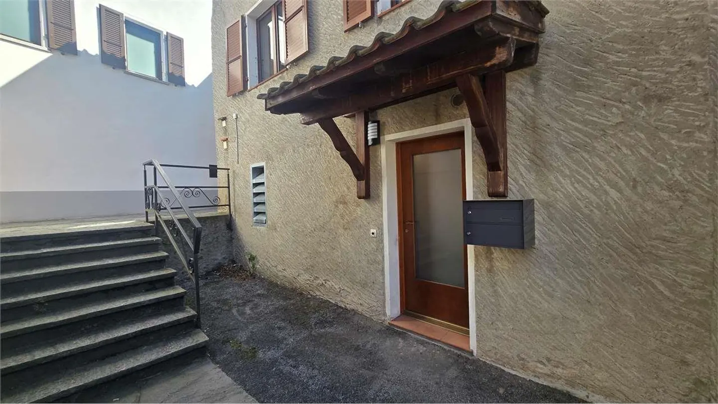 Casa ristrutturata a Vezia - Foto 8 di 13