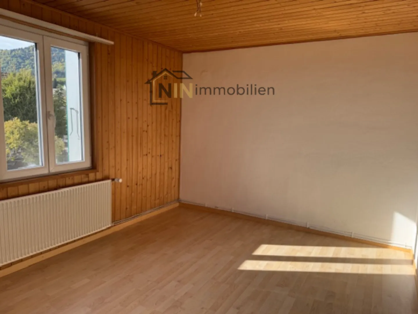 Apartment for rent - Photo 5 of 8