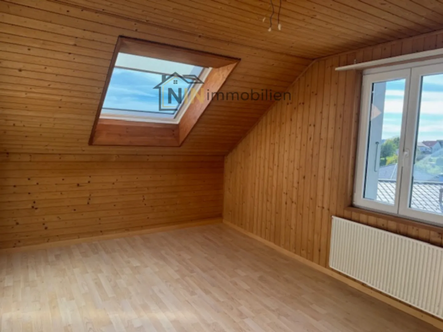 Apartment for rent - Photo 6 of 8