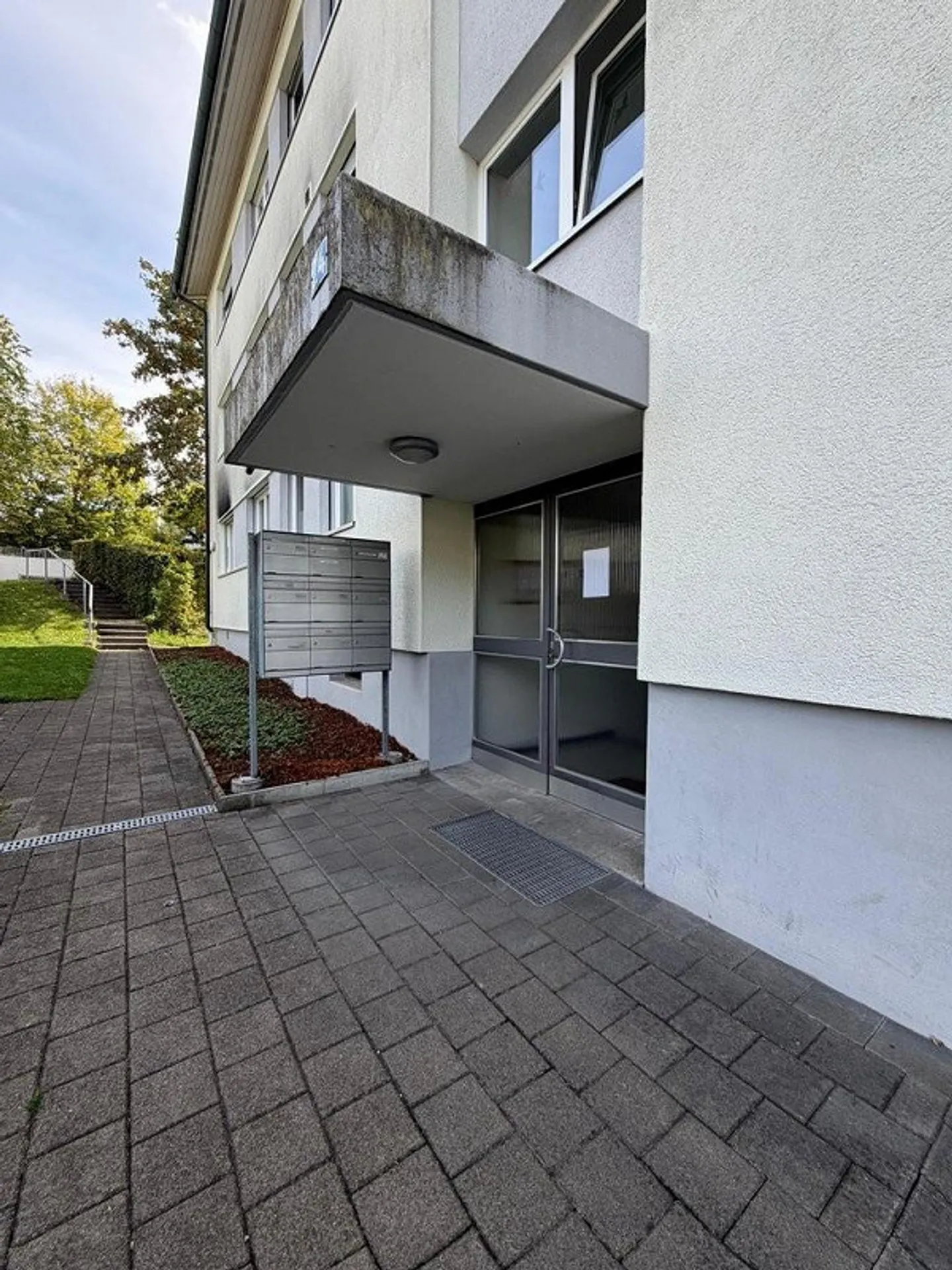 Charmante Wohnung in Köniz - Foto 2 von 11
