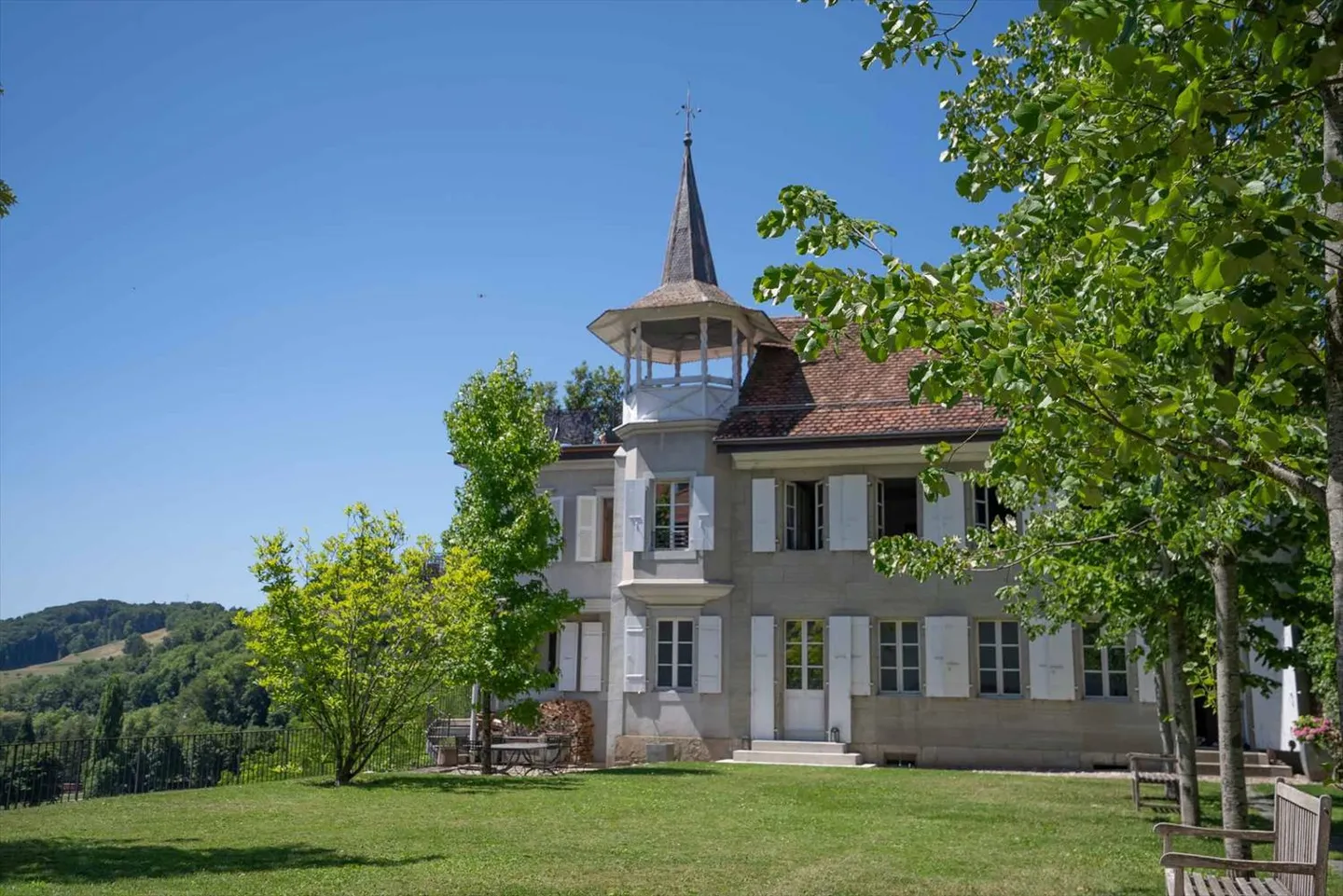 Exklusiv - Außergewöhnliches Herrenhaus mit Potenzial für fünf Wohnungen - Foto 12 von 13