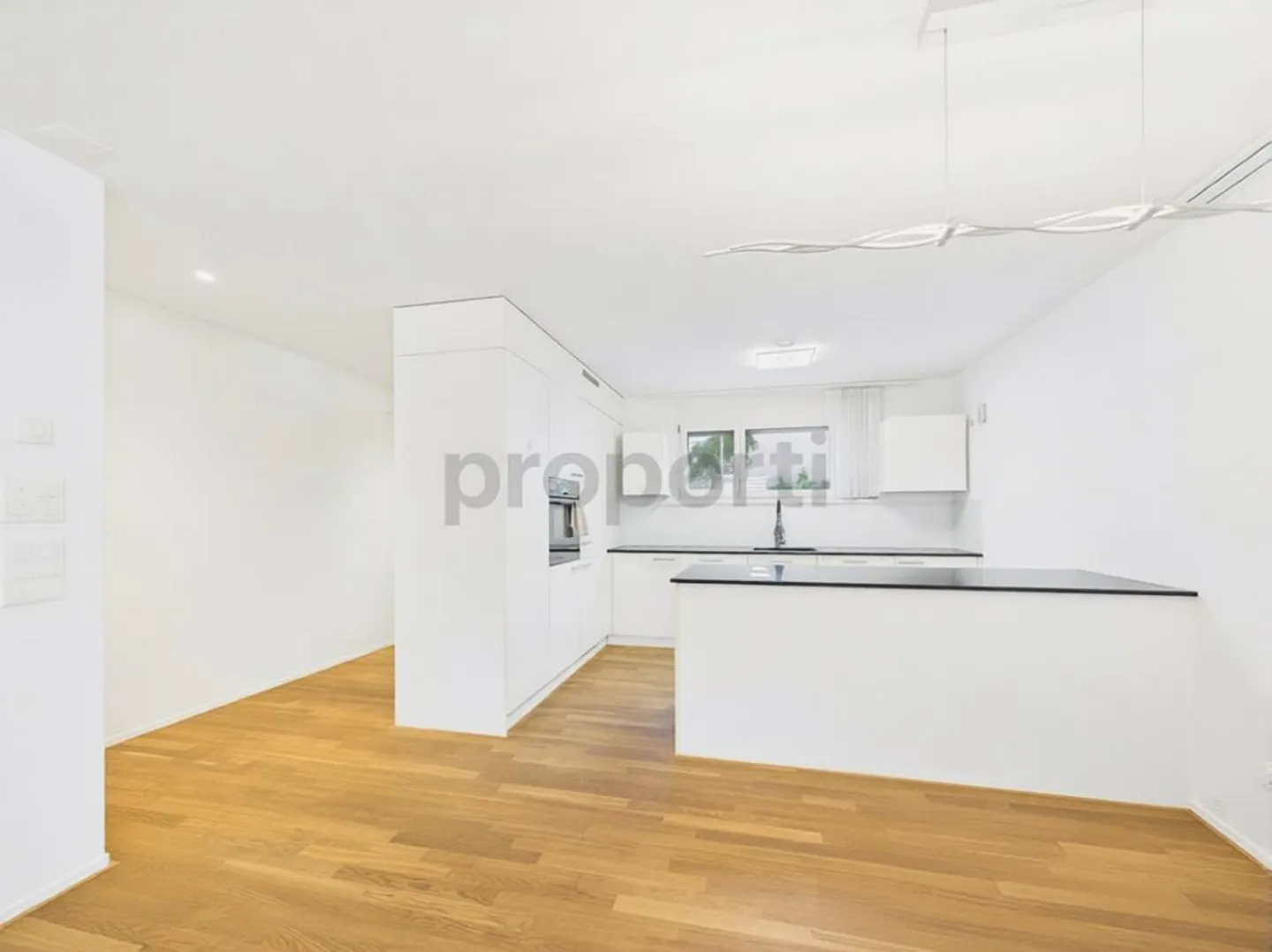 Casa a schiera moderna di 5,5 locali con standard Minergie e parcheggio... - Foto 4 di 13