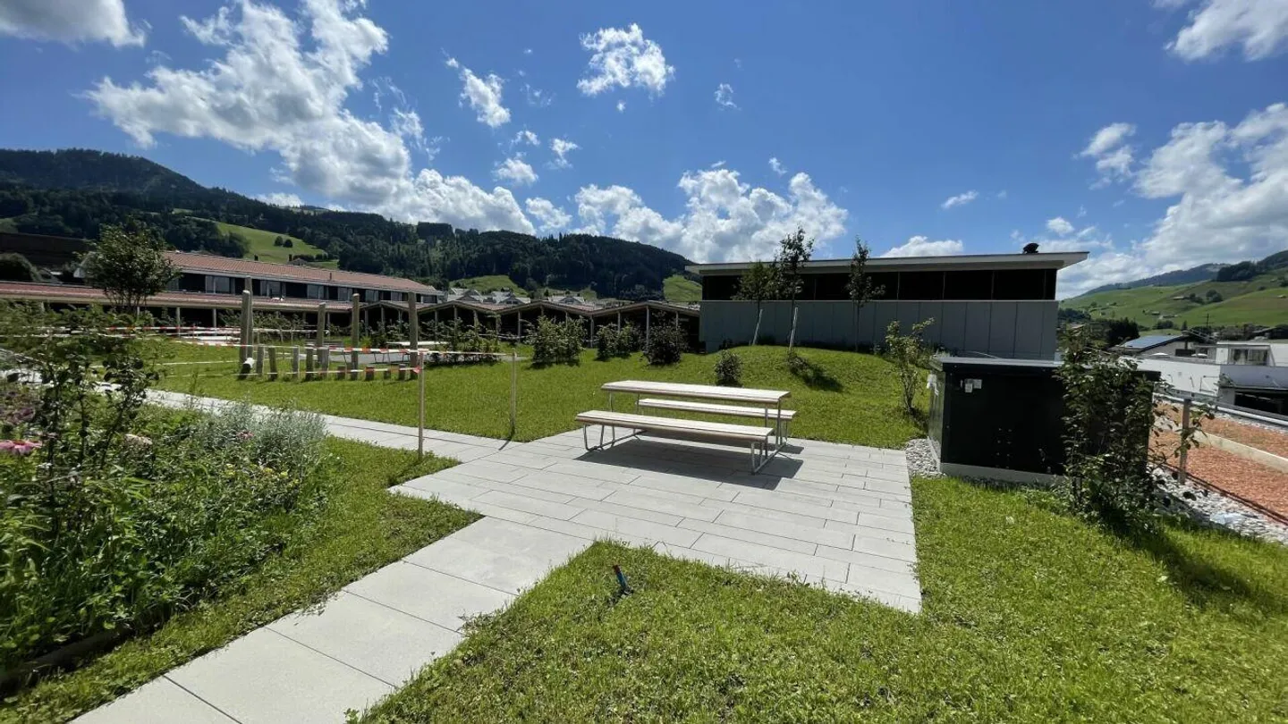Espaces de bureau/pratique centraux à Appenzell - Photo 5 sur 6