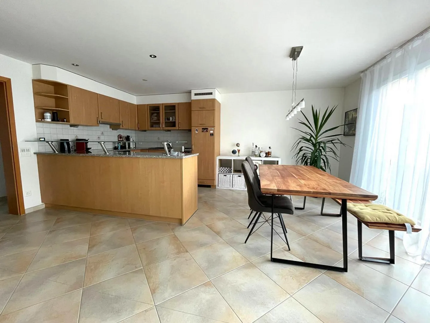 Grosszügige 3 1/2 Zimmer Wohnung im Eigentumsstandard - Foto 3 von 8