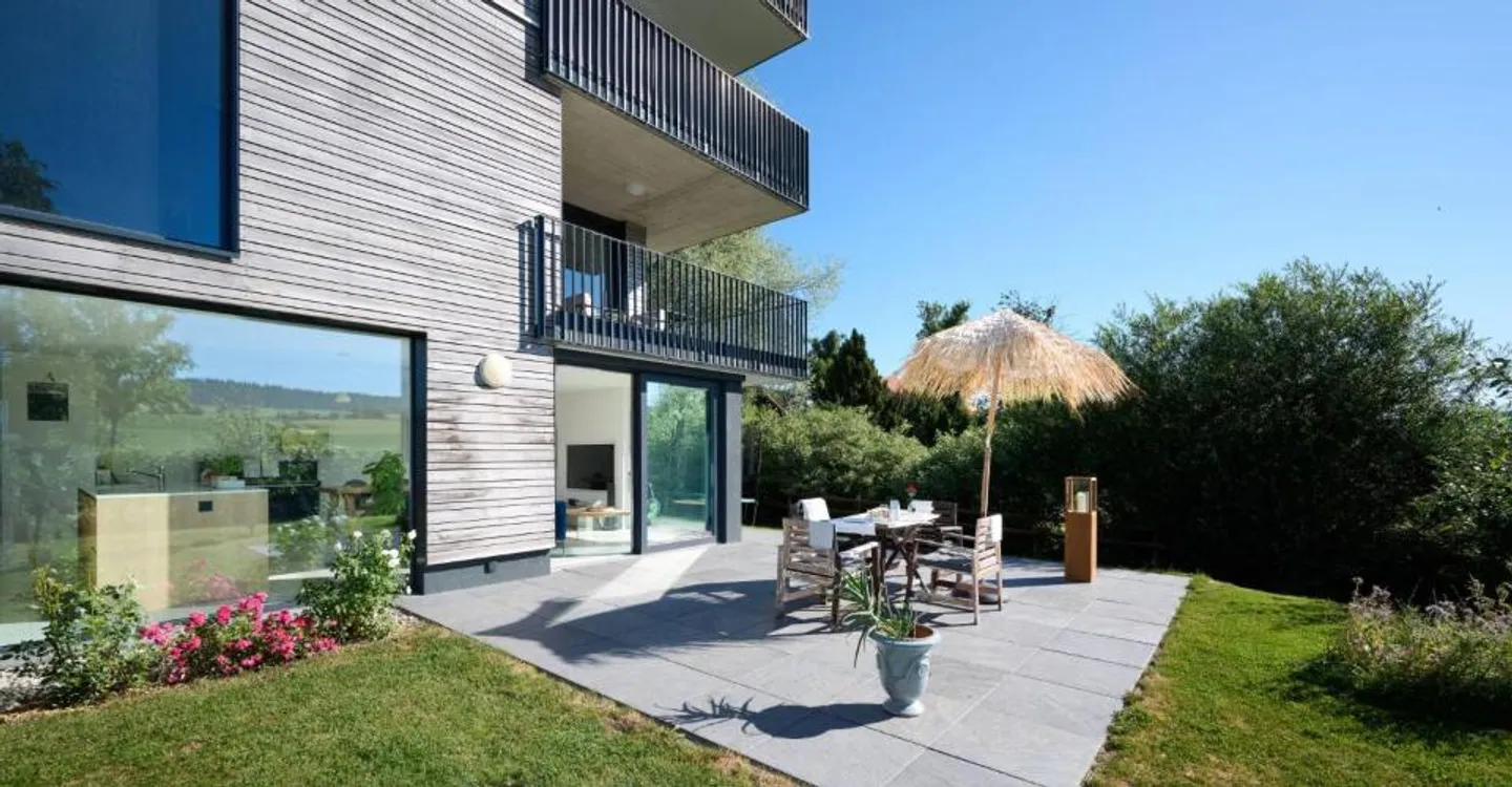 Bel Appartement avec Jardin - Photo 1 sur 4
