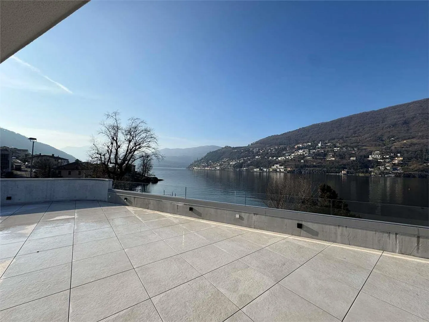Dream Villa with Lake View, 4.5 Rooms, in Brusin - Photo 11 of 13