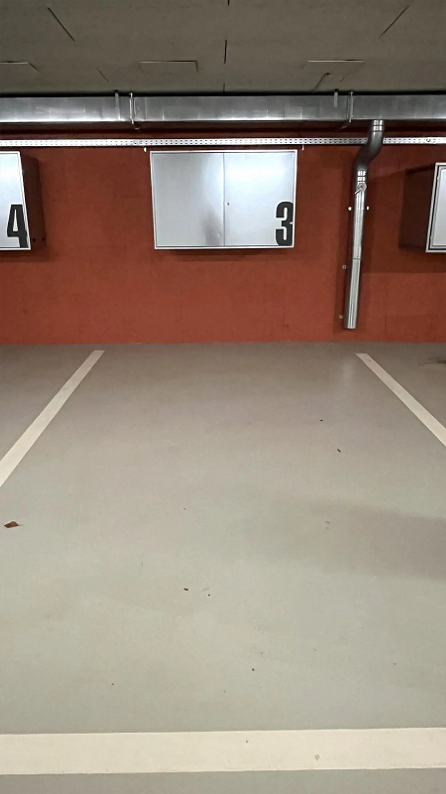 Underground parking space in top location in Gossau SG for sale - near public transport - Photo 3 of 7