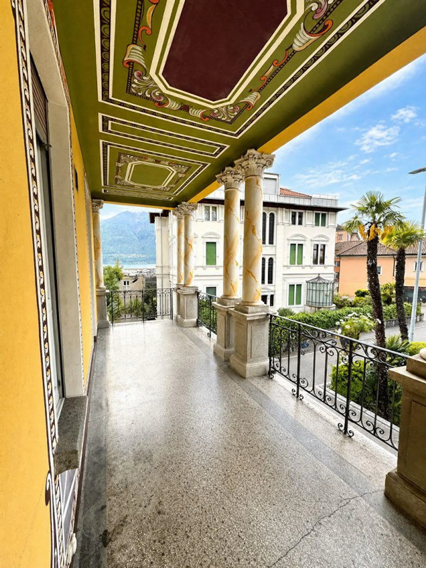 Eleganza senza tempo nel cuore di Muralto - Foto 11 di 12