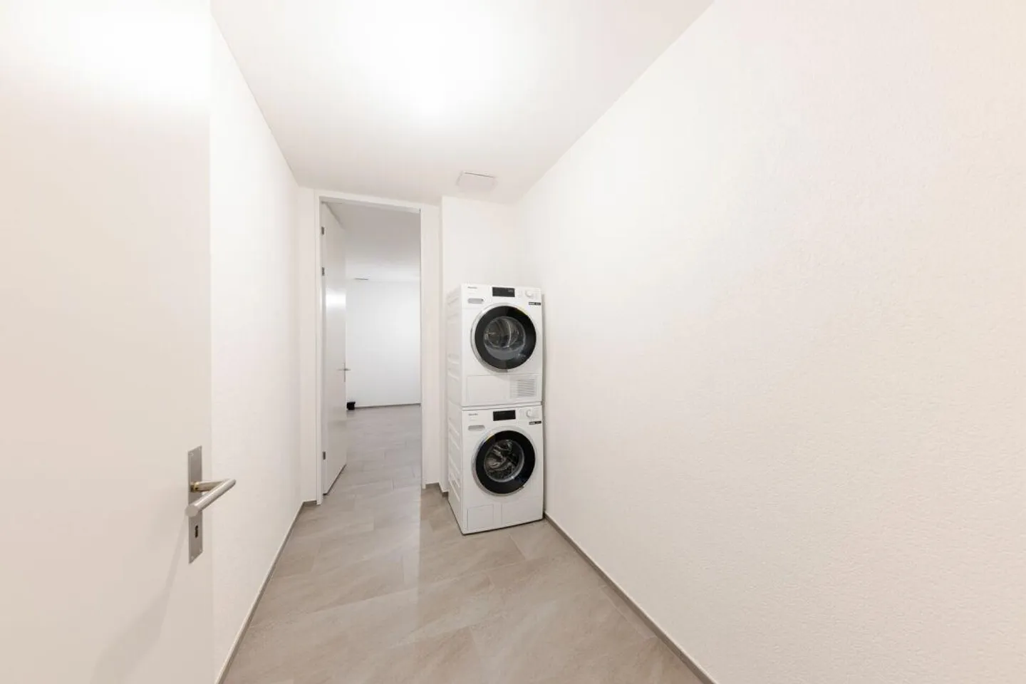 NEW BUILD - 3.5-Room Garden Apartment with Lake Constance View - Photo 11 of 13