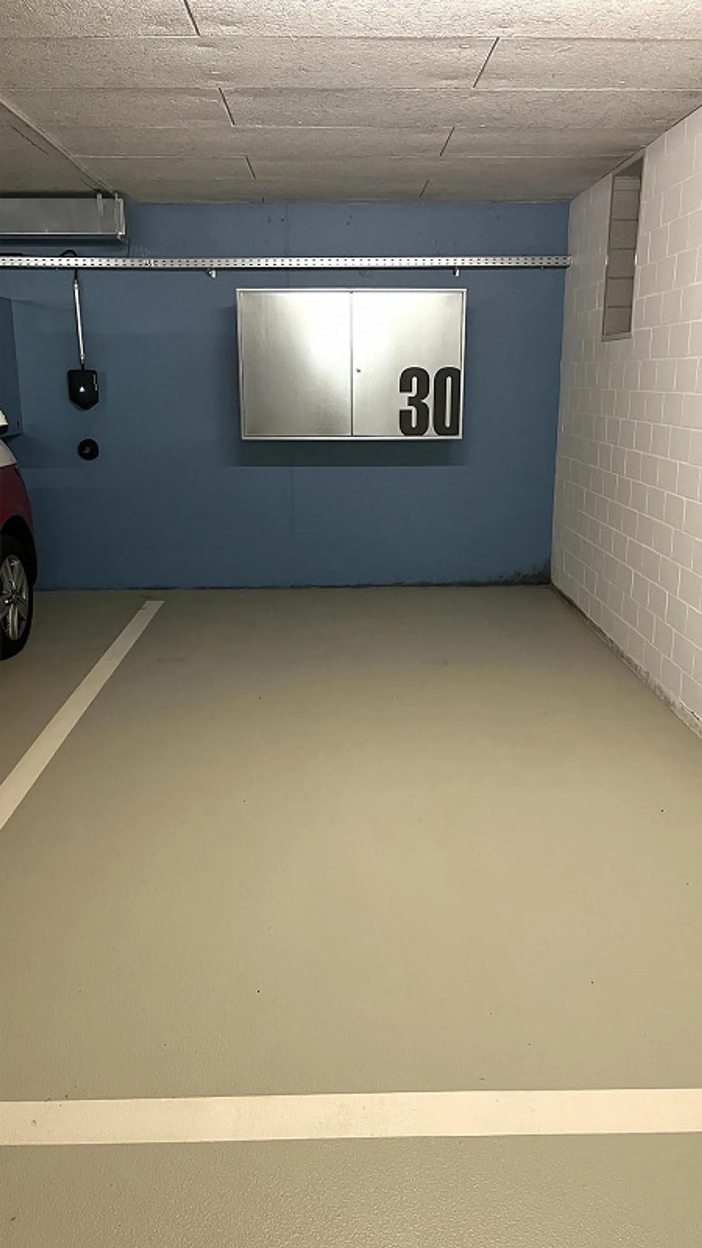 Underground parking space in top location in Gossau SG for sale - near public transport - Photo 6 of 7