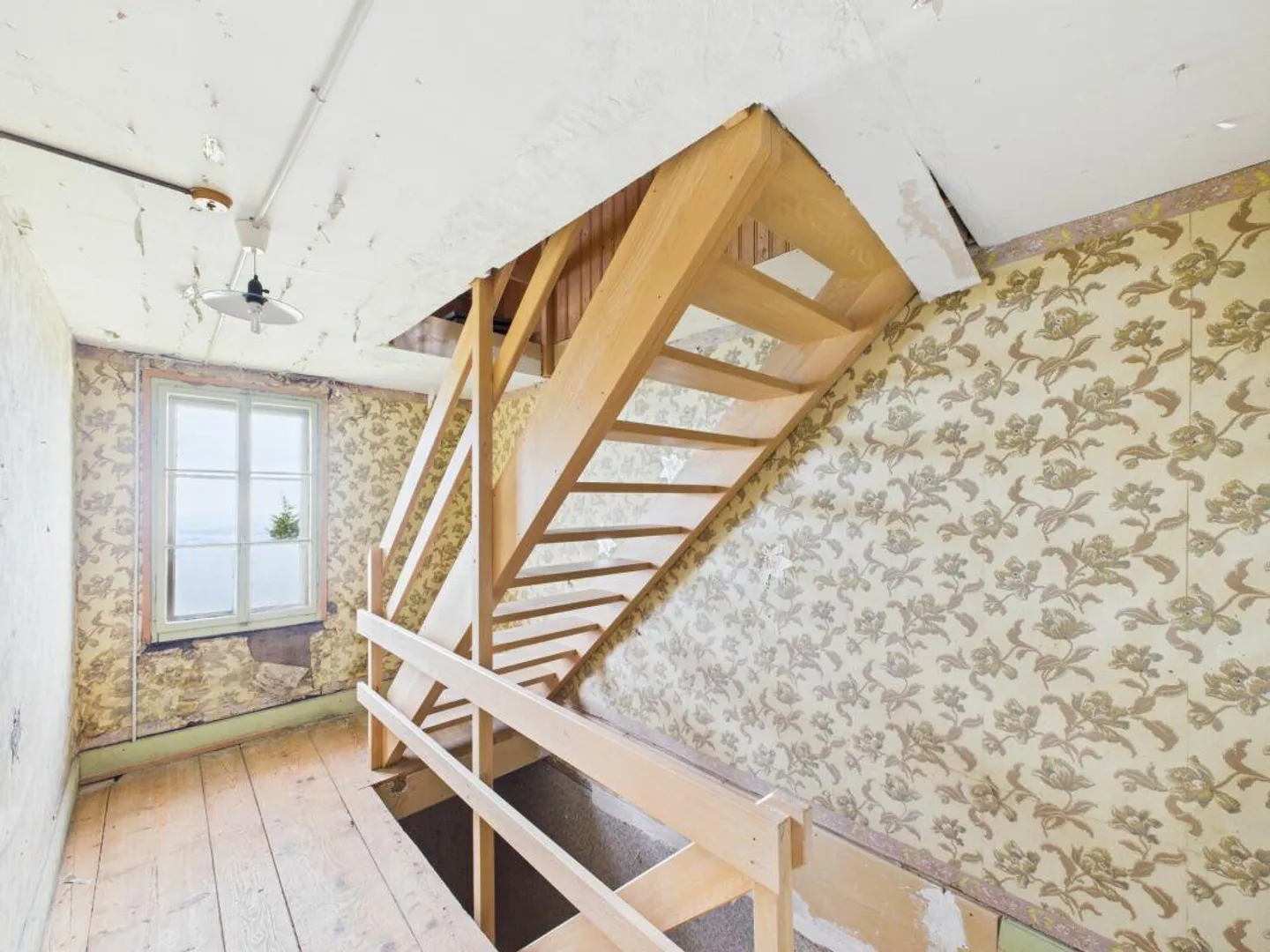 Belle-Époque Hotel with Alpine Views - Photo 21 of 31