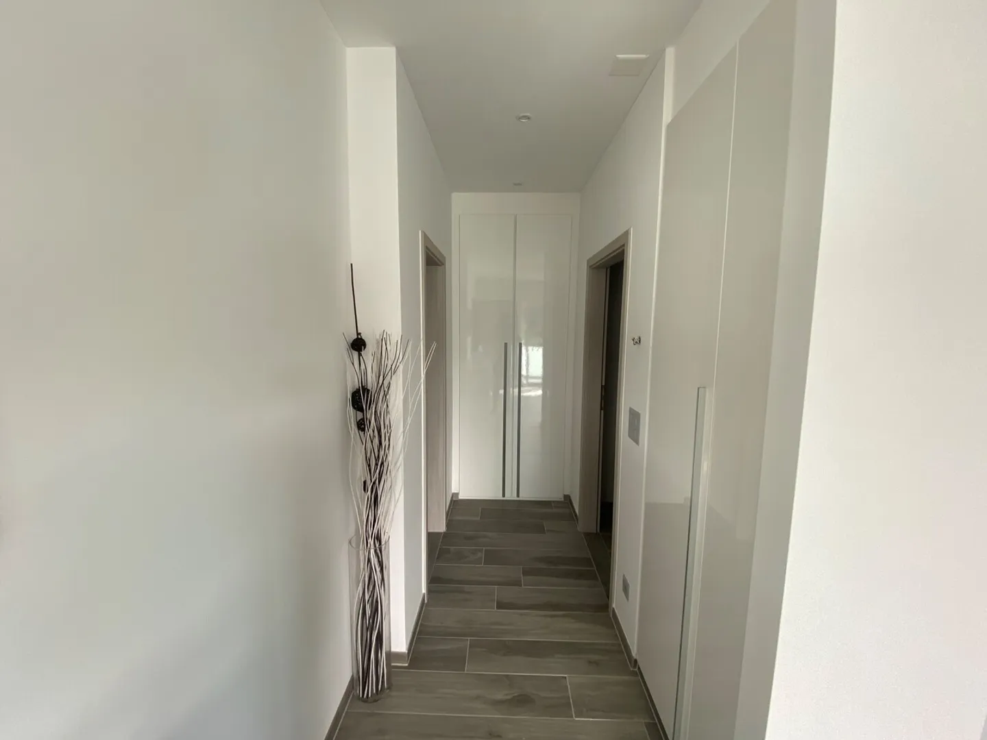 Moderne Wohnimmobilie - Foto 2 von 11