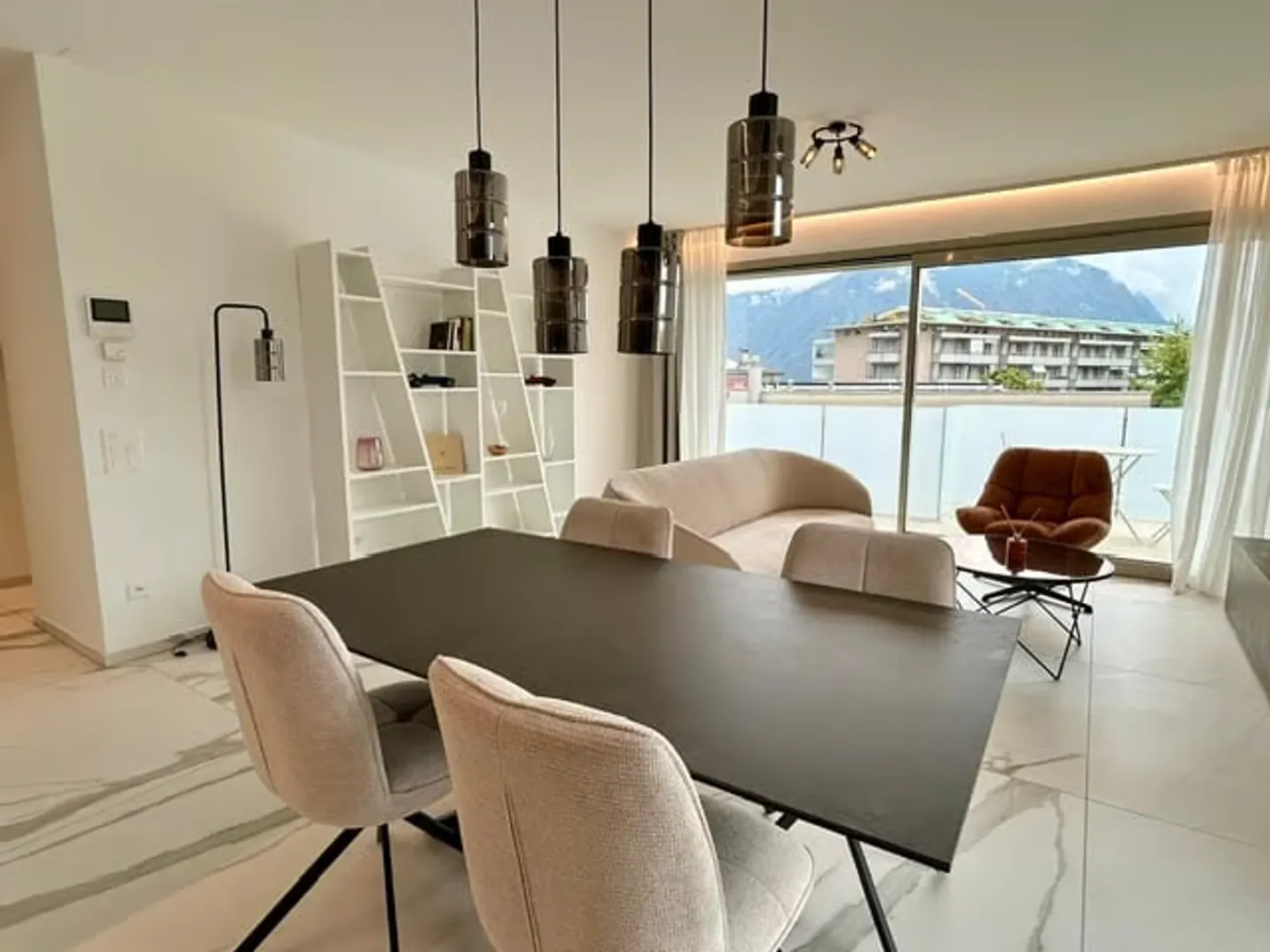 Luxus-Penthouse mit Terrasse und Jacuzzi in Massagno - Sofort verfügbar - Foto 1 von 29