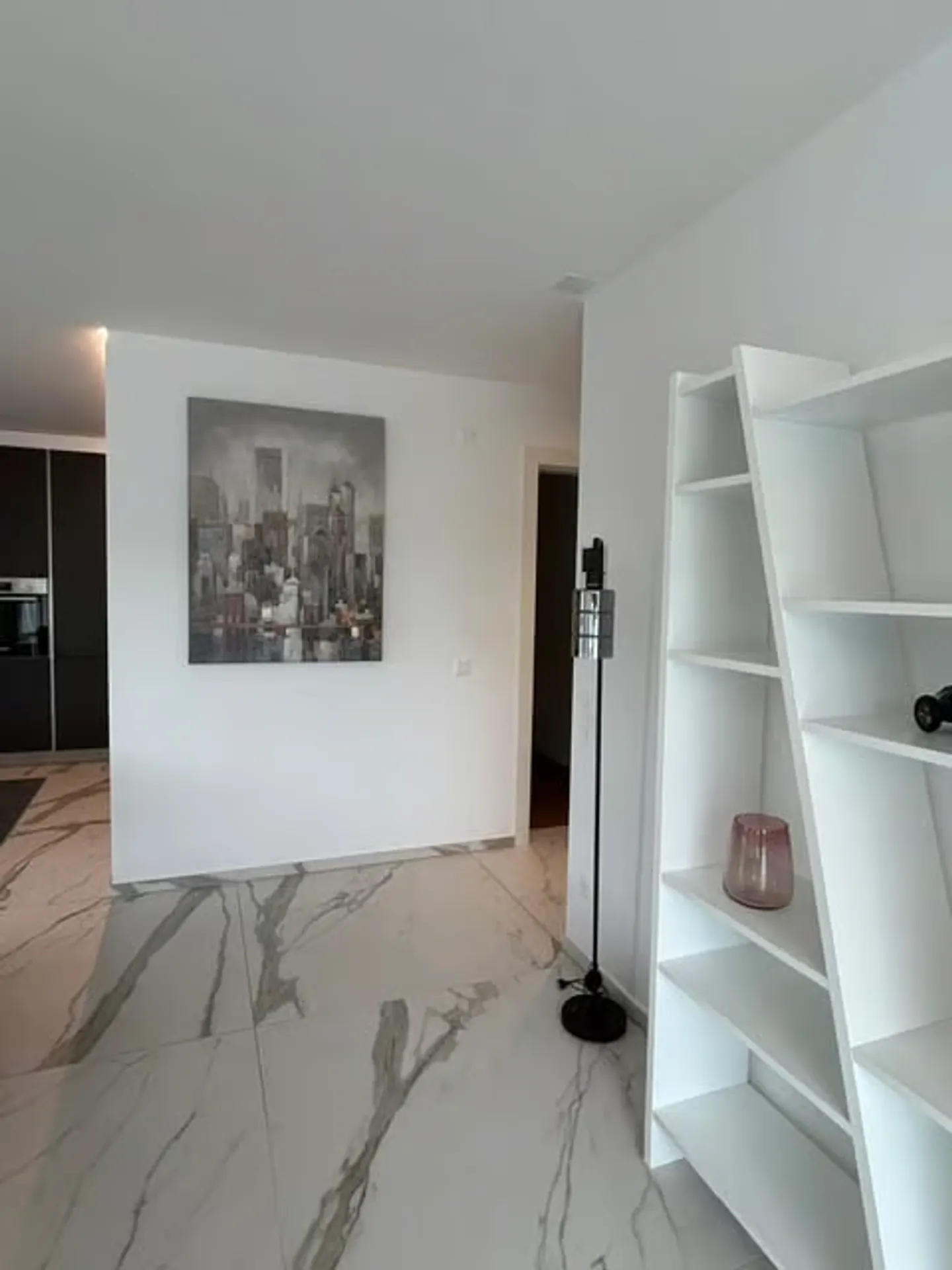 Luxus-Penthouse mit Terrasse und Jacuzzi in Massagno - Sofort verfügbar - Foto 25 von 29