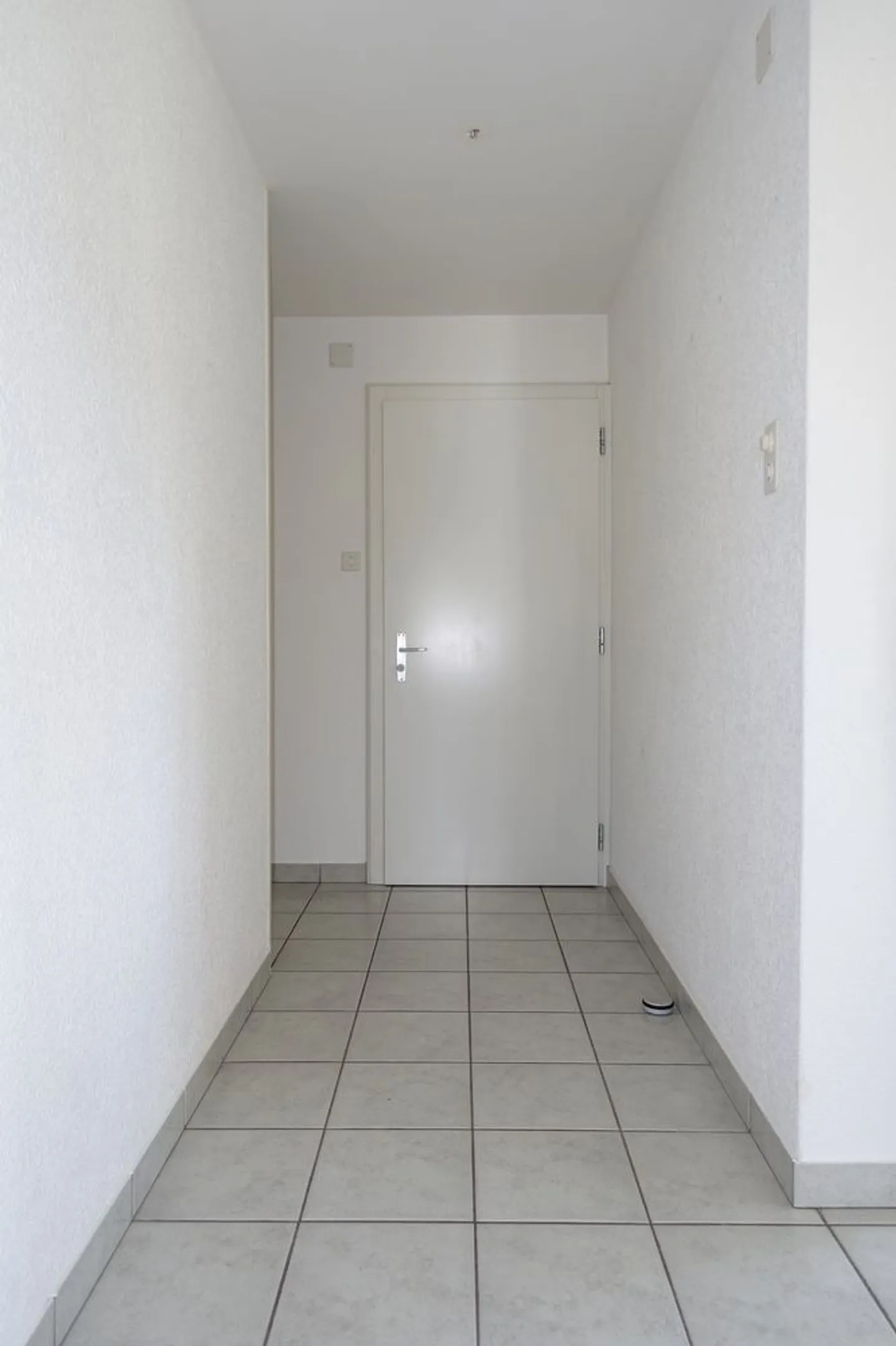 Tramelan - Appartamento 3,5 locali con balcone e garage - Foto 8 di 9