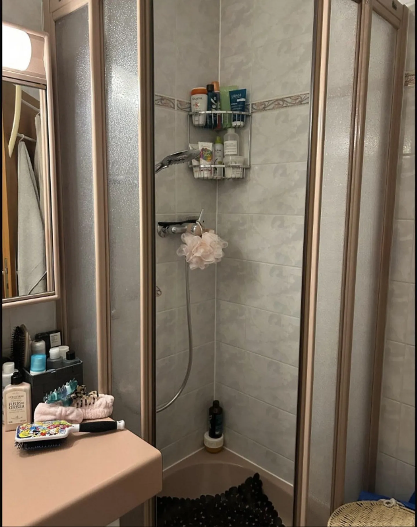 4.5-room apartment located in Veyrier - Photo 8 of 10