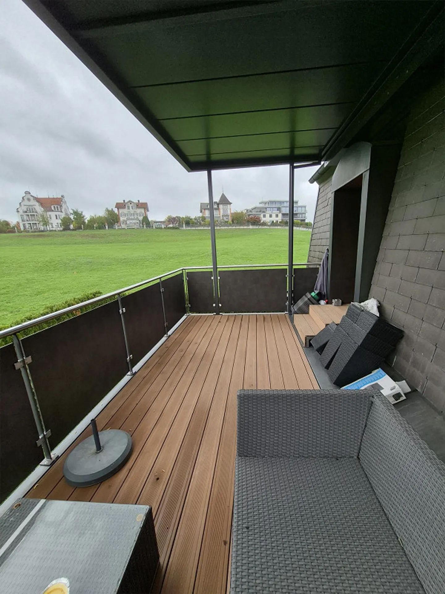 Appartement de 3,5 pièces avec vue fantastique - Photo 2 sur 12