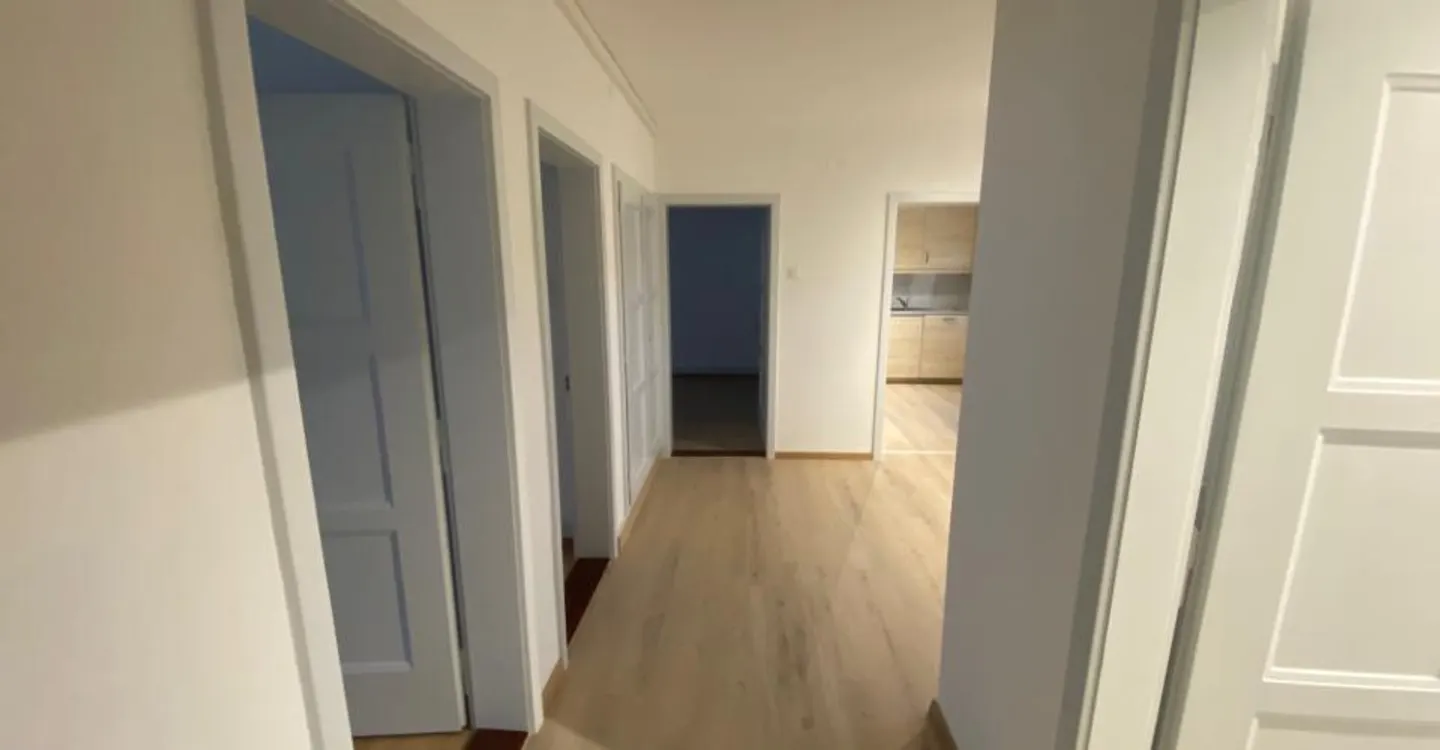 Zu vermieten: 3,5-Zimmer-Wohnung mit Terrasse, Principale 24 - Bévilard - Foto 7 von 8