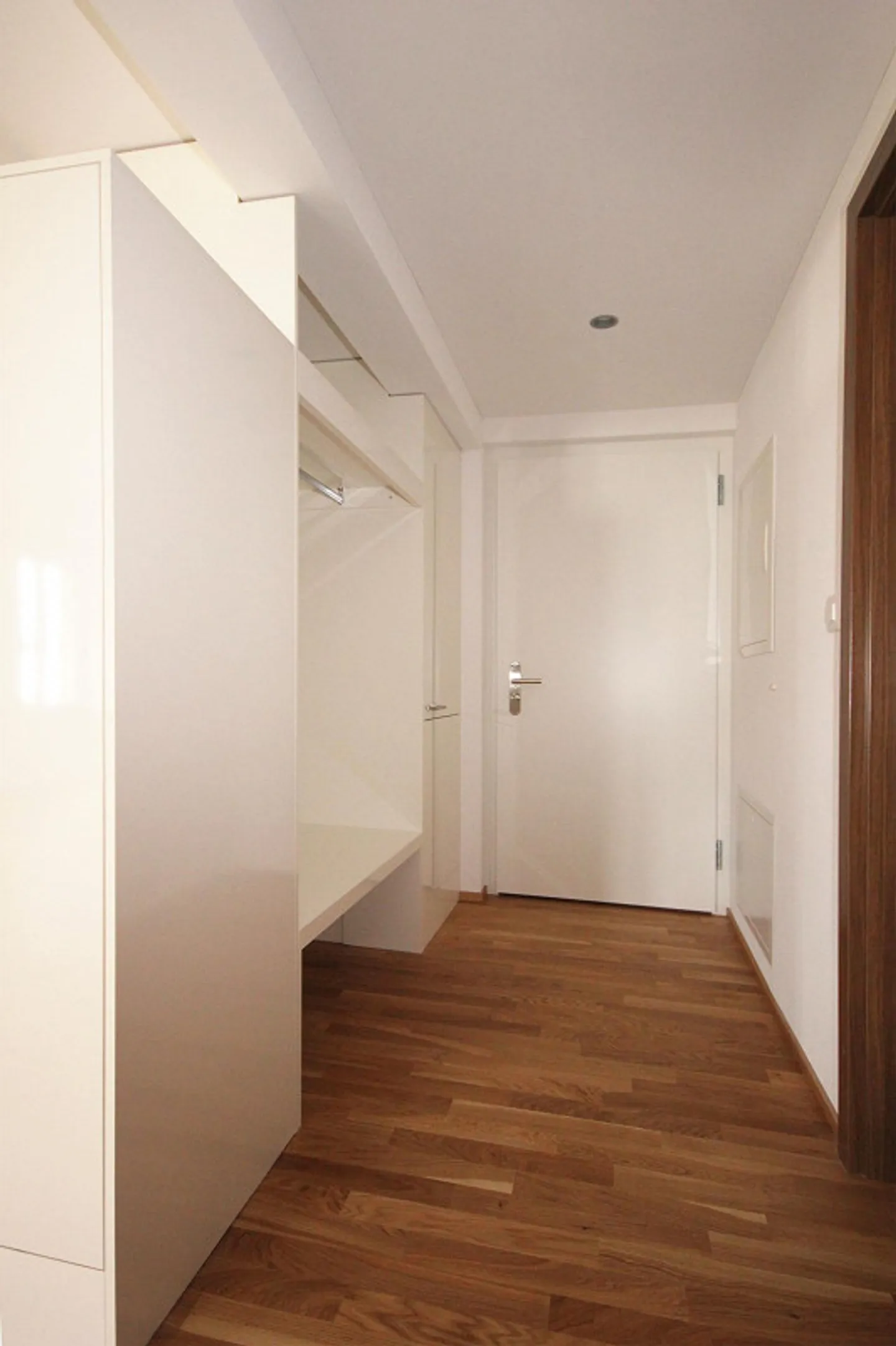 LOCATION Appartement 3.5 pièces au dernier étage - Photo 8 sur 16