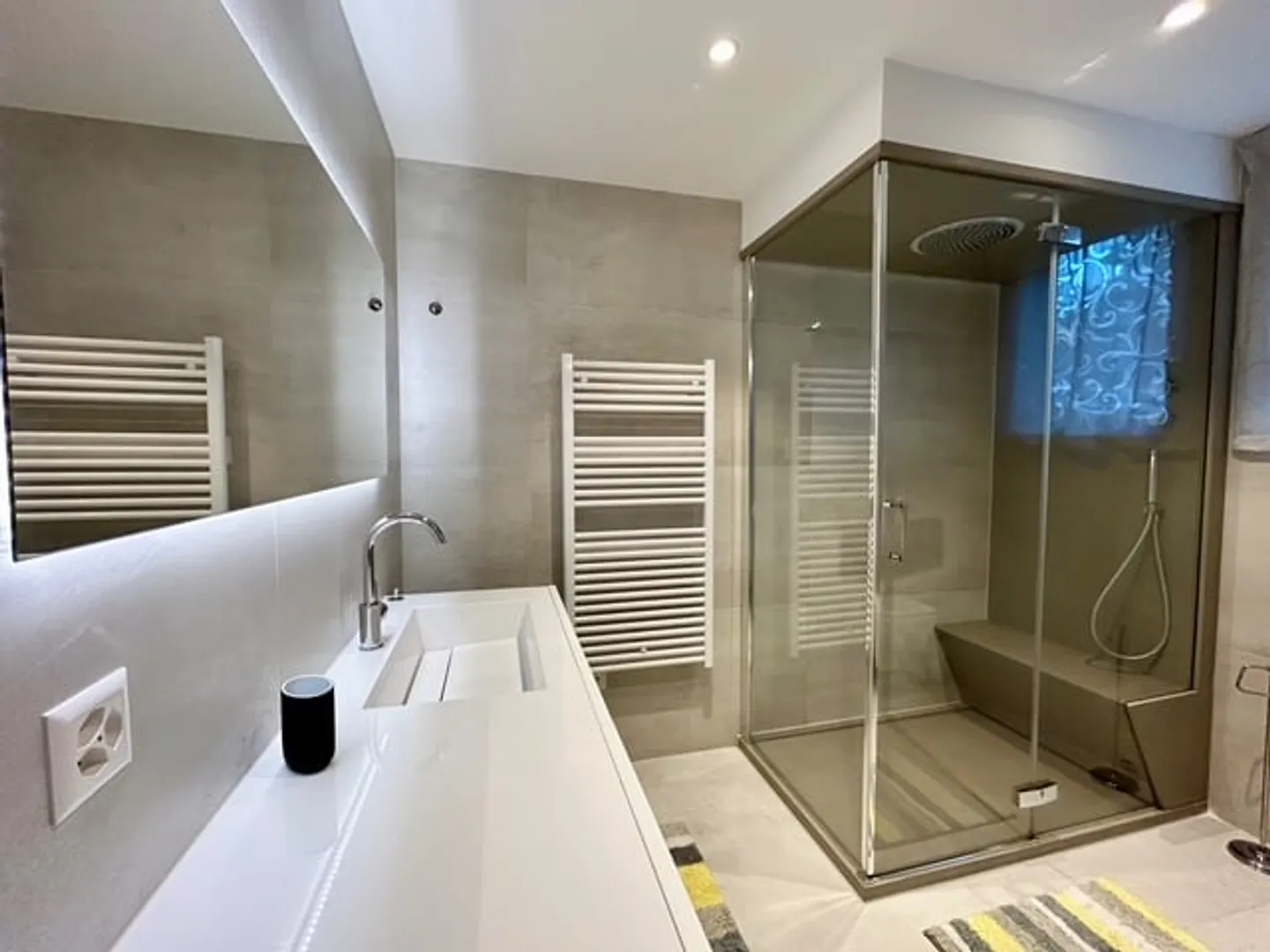 Paradise on the Lakeshore - 4.5 Rooms Newly Built and Furnished - Photo 19 of 21