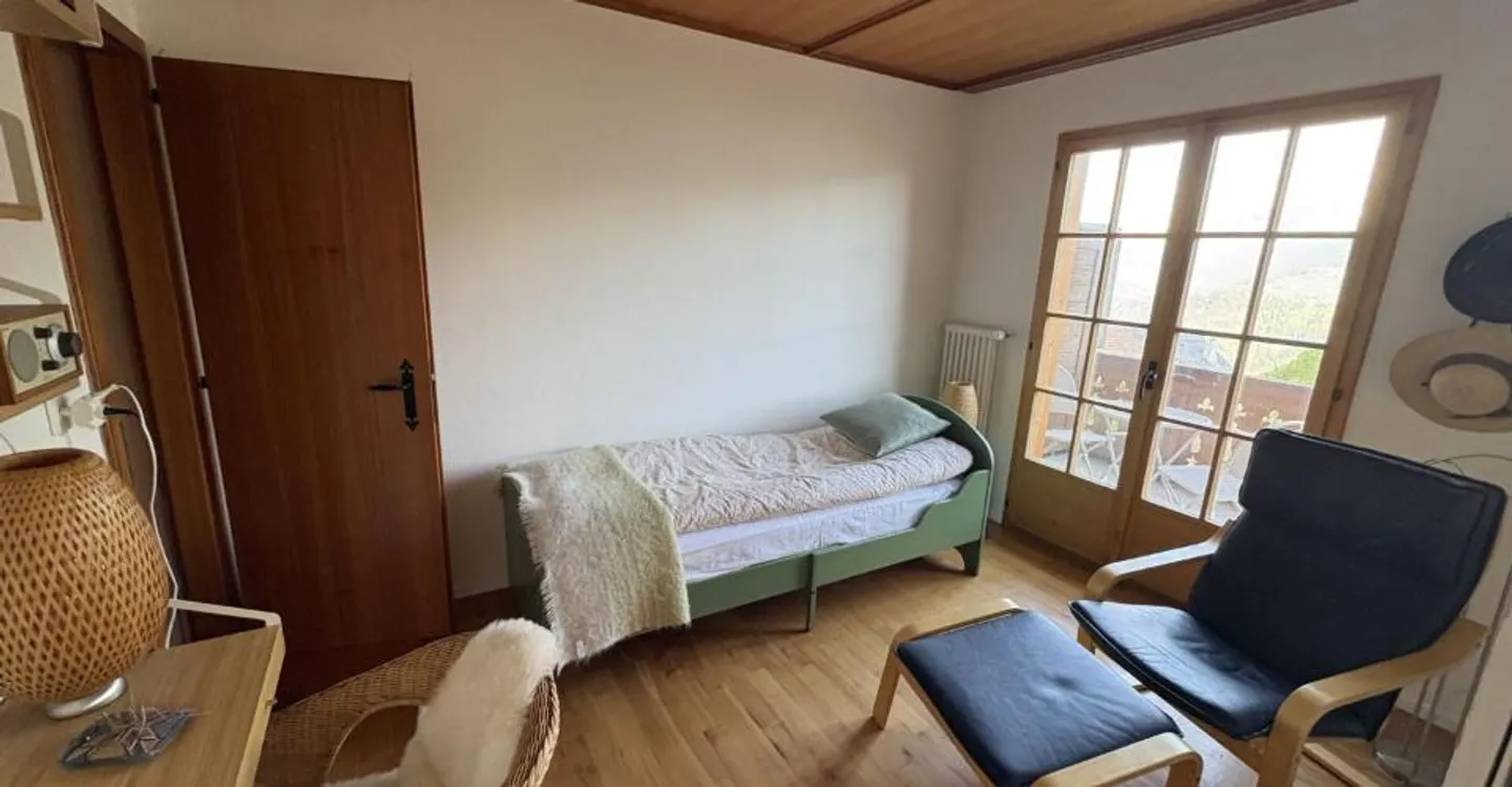 Charmant appartement 4.5 pièces - Photo 3 sur 8
