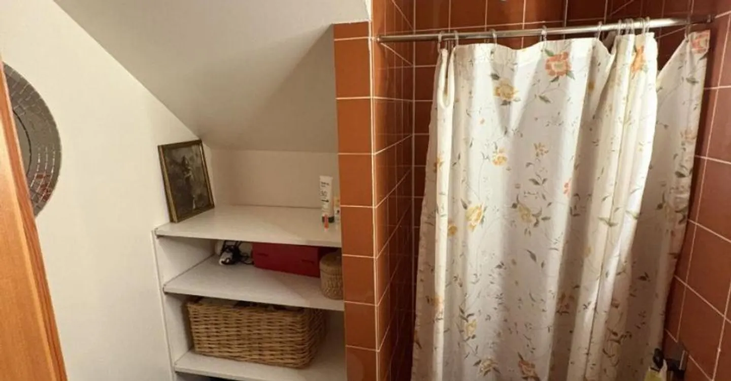 Charmant appartement 4.5 pièces - Photo 4 sur 8