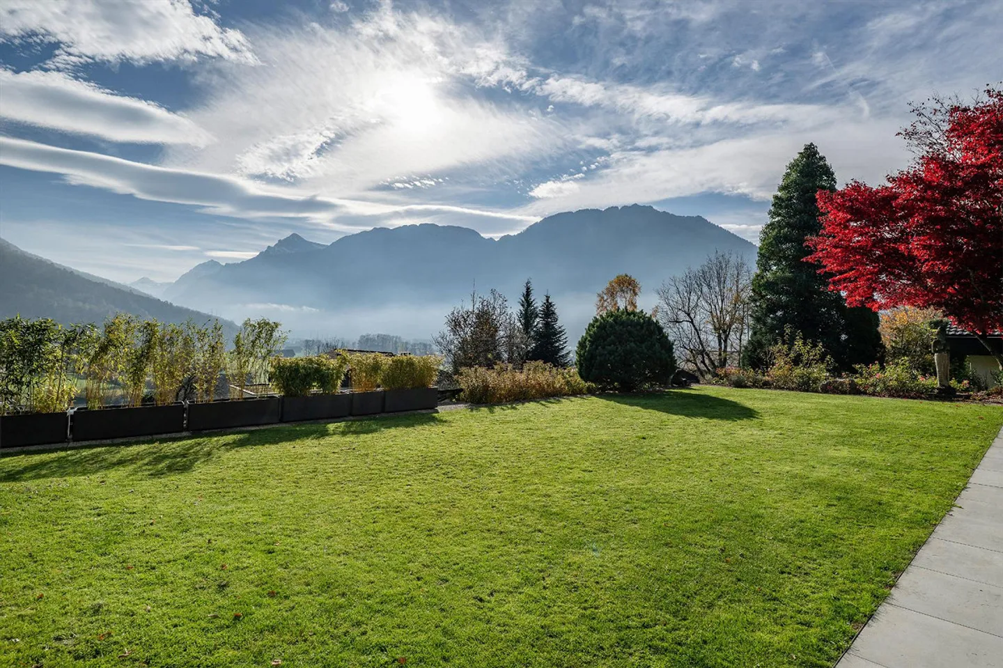 Stylish living with tranquility, space & quality of life - Photo 2 of 9