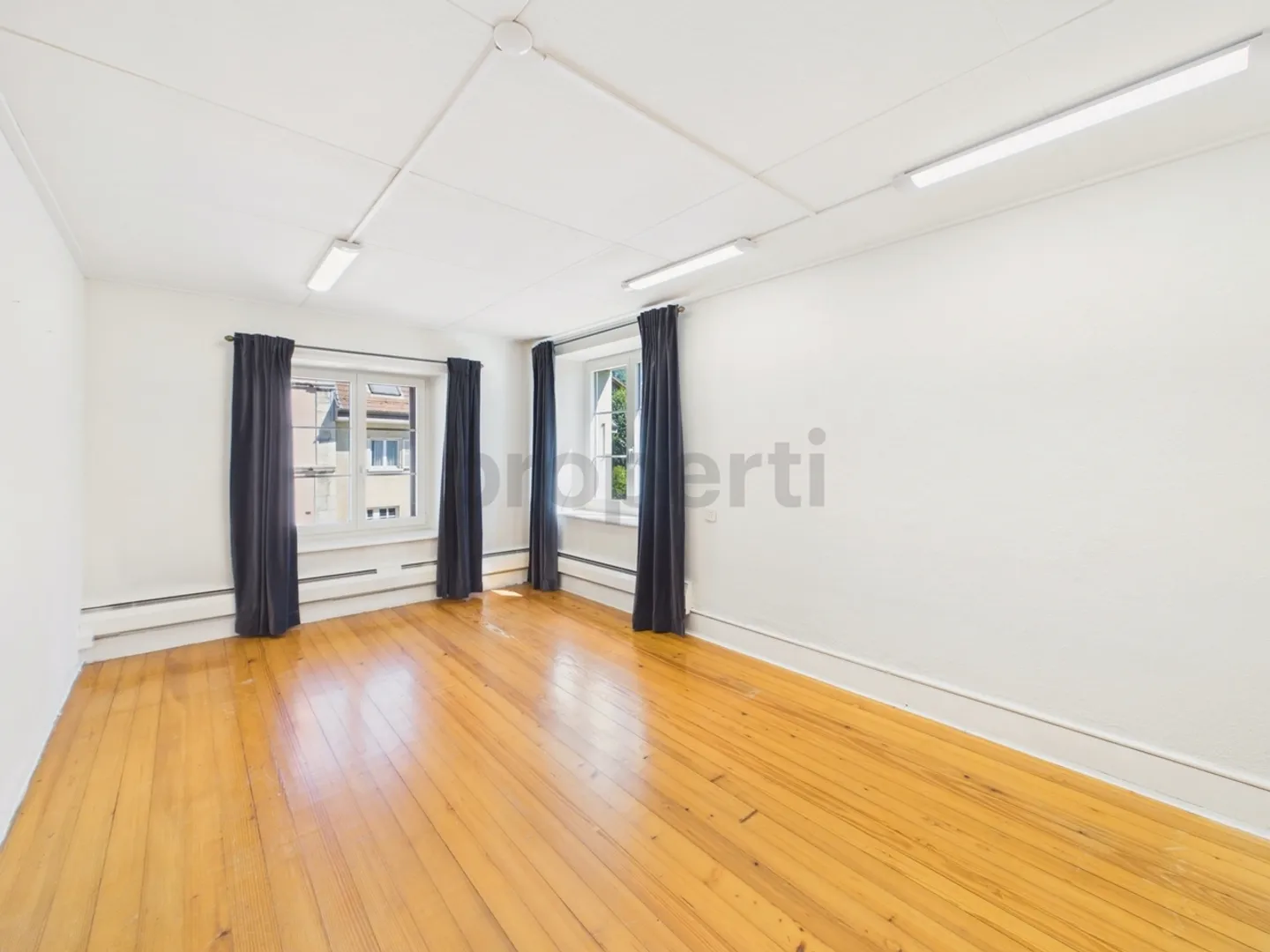 Historical 8.5-Room Farmhouse with Charm, Horse Stable and Large... - Photo 10 of 13