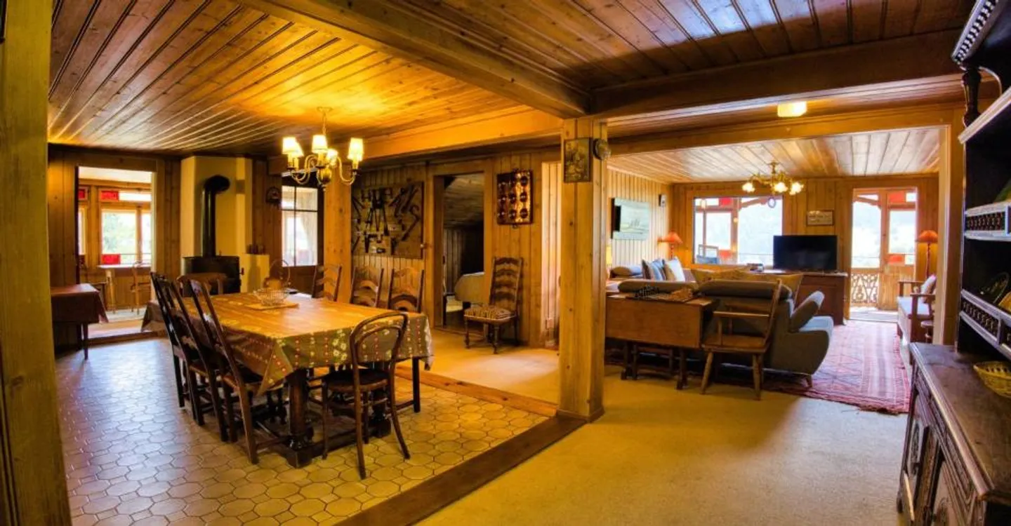 Appartement Charmant avec Vue sur Montagne - Photo 4 sur 10