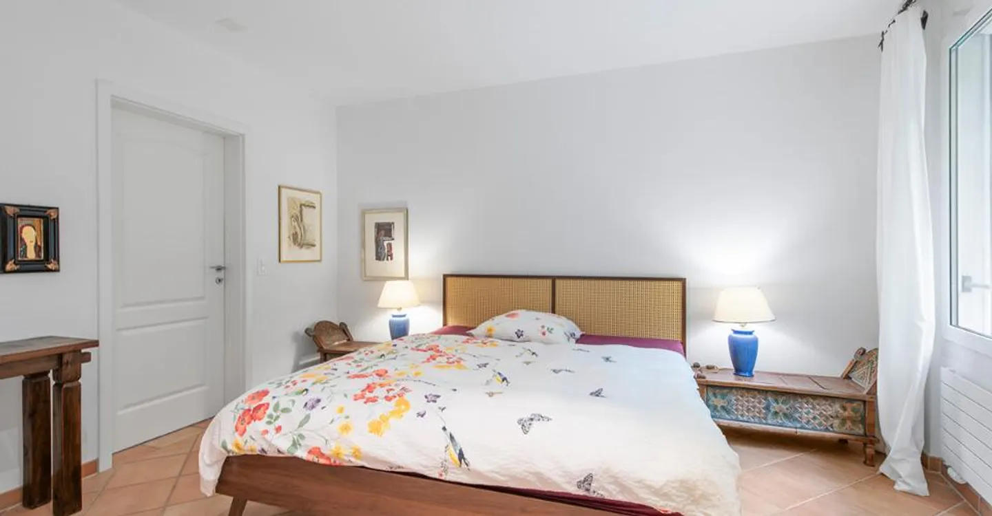 Davos: grosszügige Ferienwohnung mit unverbaubarer Weitsicht - Photo 2 sur 4