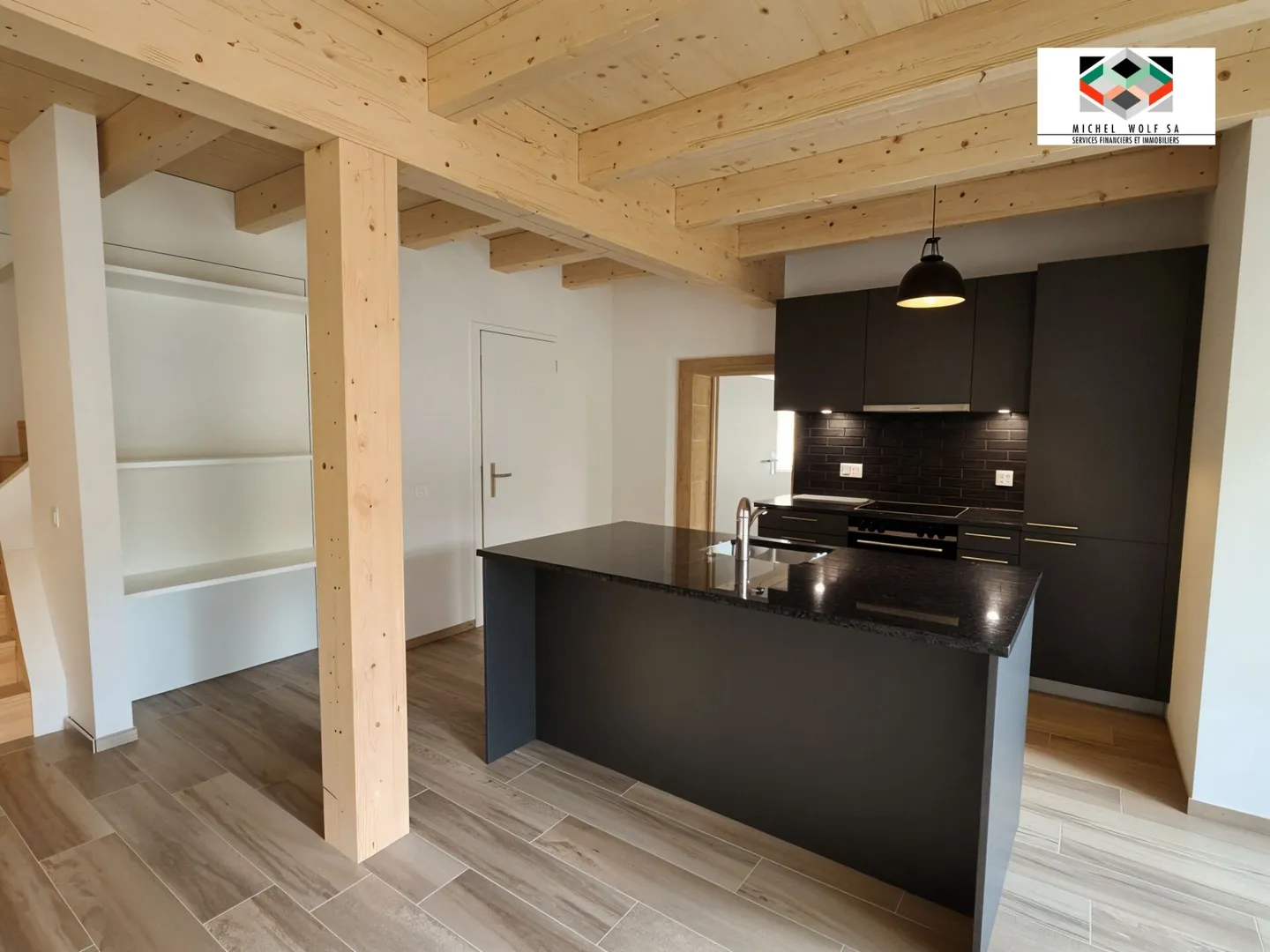 Appartement Duplex Charmant à Hauterive - Photo 2 sur 11