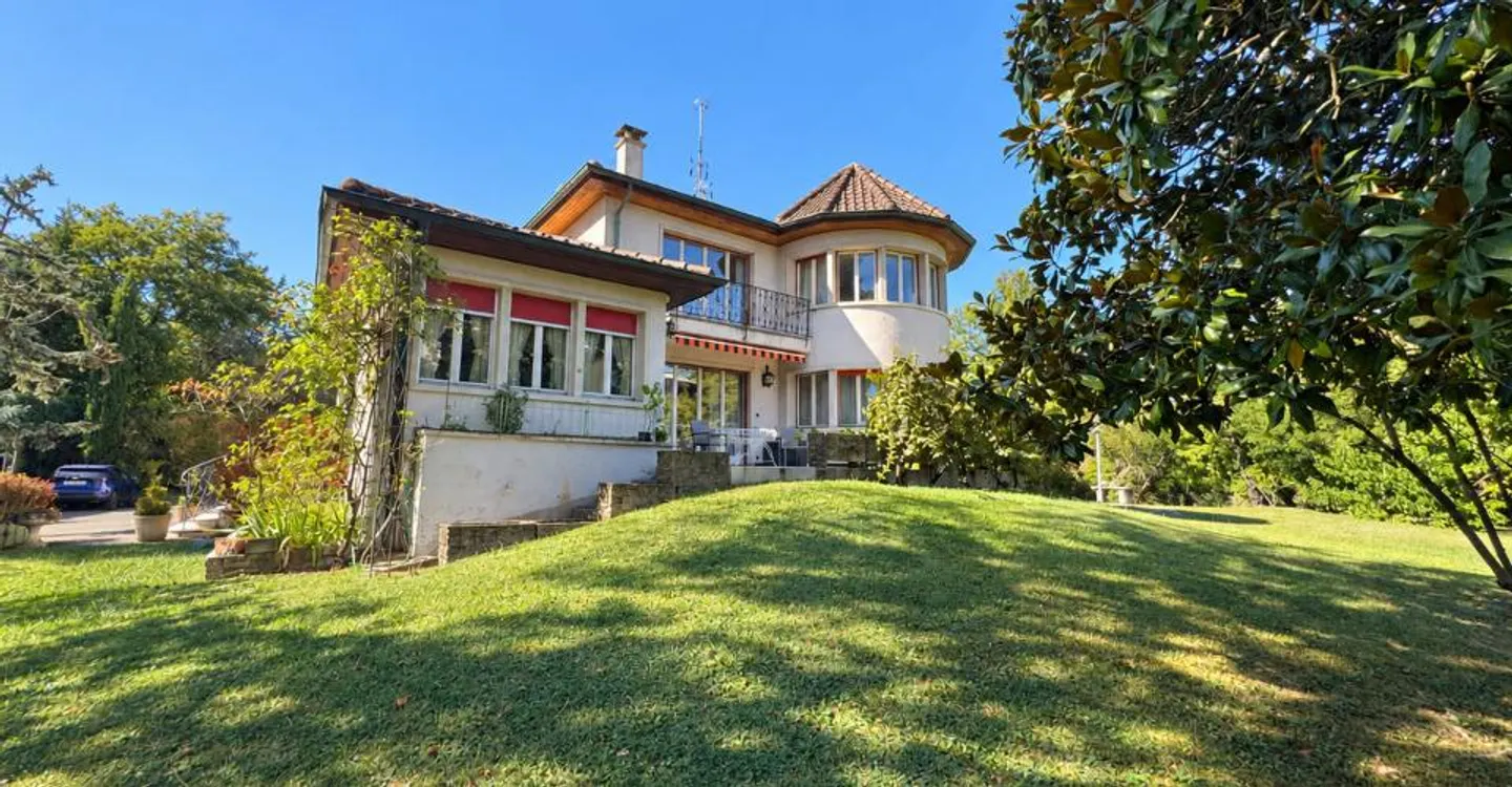 Exclusivity - Large Detached Villa – Pregny-Chambésy - Photo 1 of 12