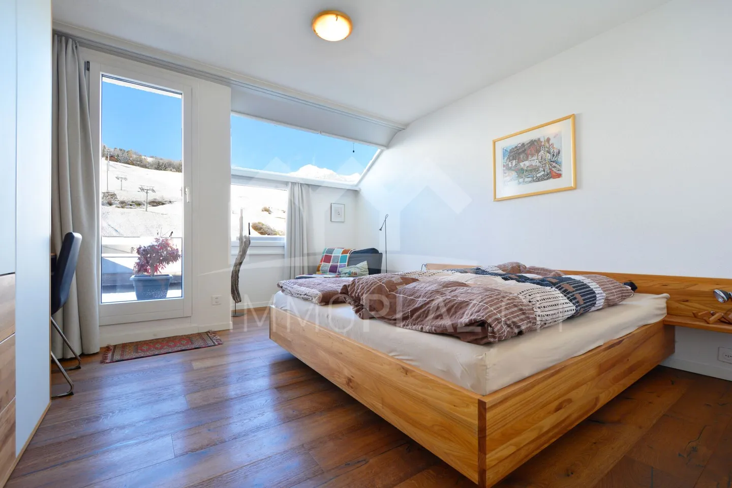 Sonnenverwöhnte 2½ Zi.-Ferienwohnung bei der Talstation - Foto 5 von 8