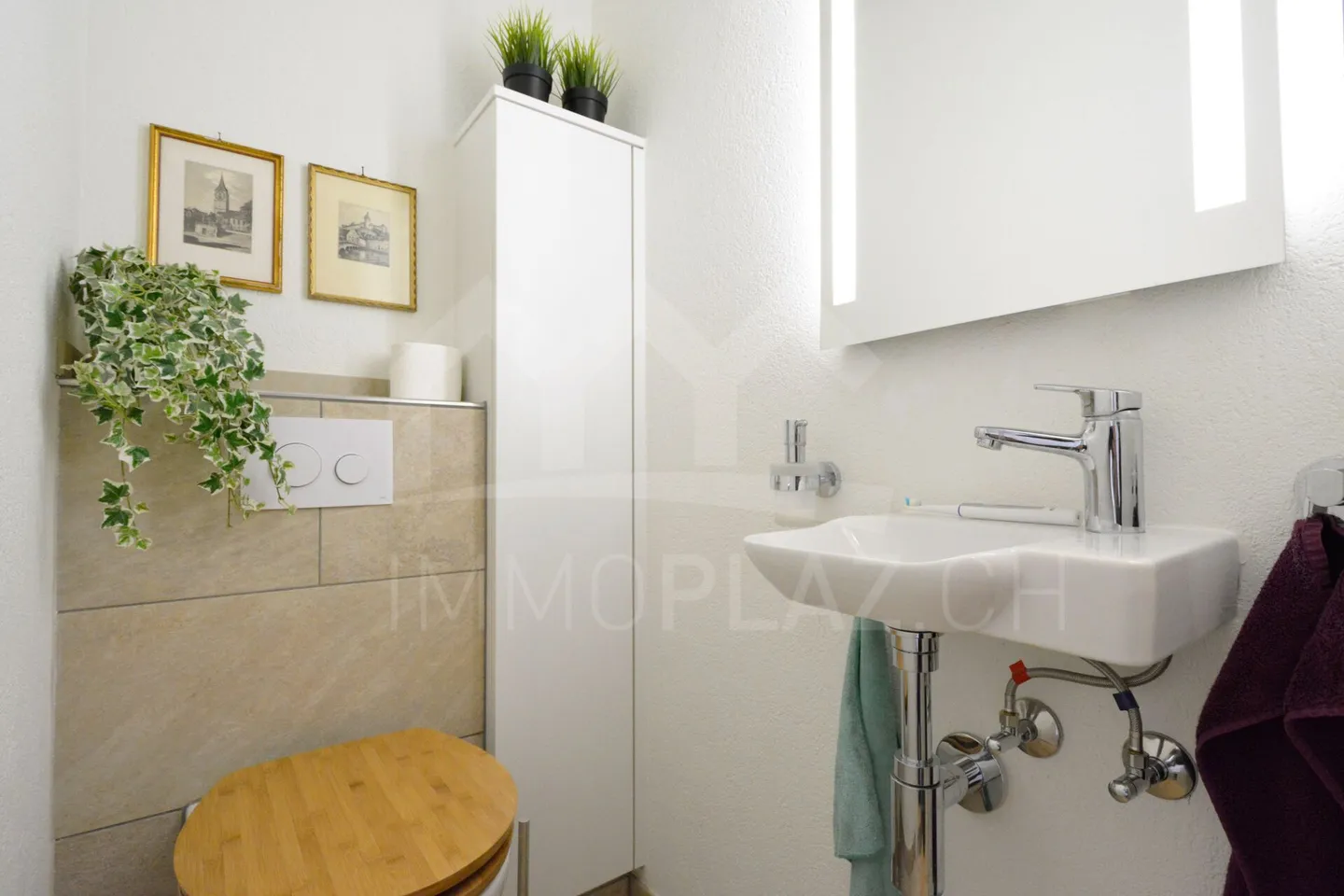 Sonnenverwöhnte 2½ Zi.-Ferienwohnung bei der Talstation - Foto 6 von 8