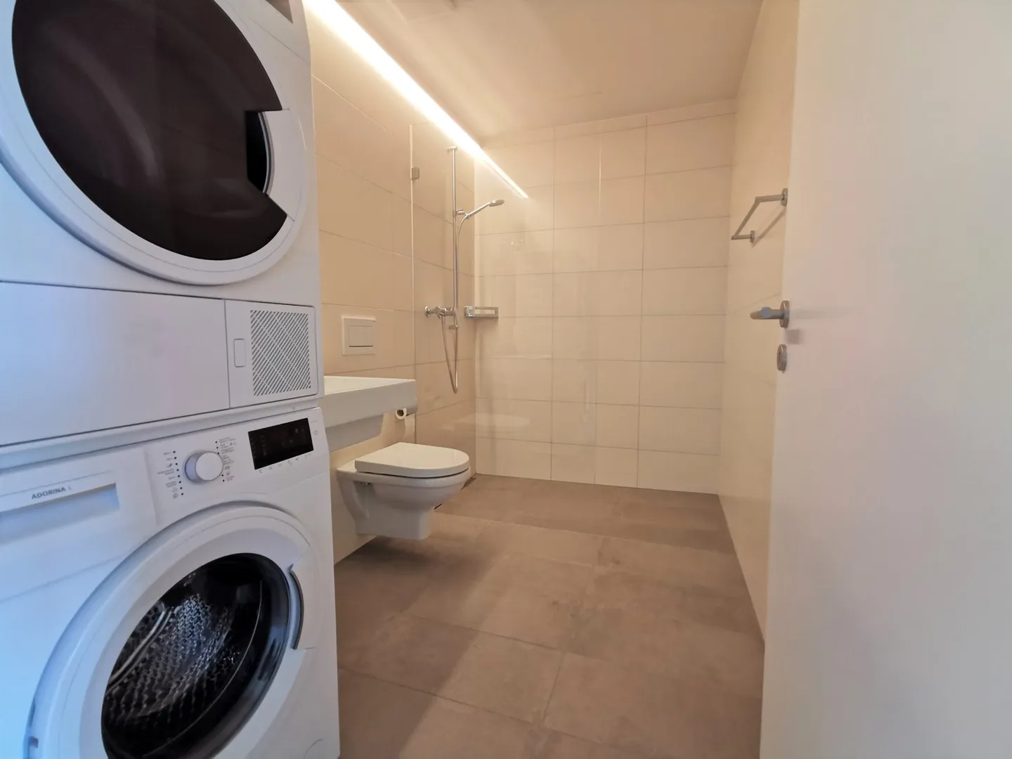 Appartement moderne de 2.5 pièces à Seengen - Photo 3 sur 7