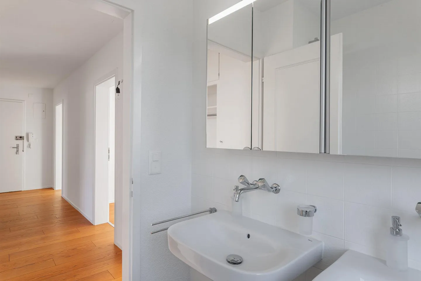 Charmante Wohnung mit Balkon - Foto 5 von 7