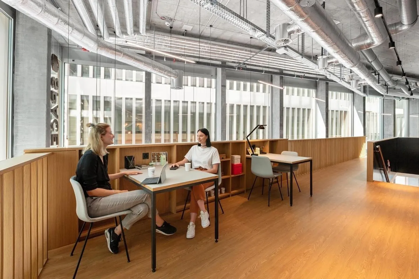 Réservez de grands bureaux ouverts pour des entreprises de toutes tailles à Spaces The Circle 6 - Photo 11 sur 12