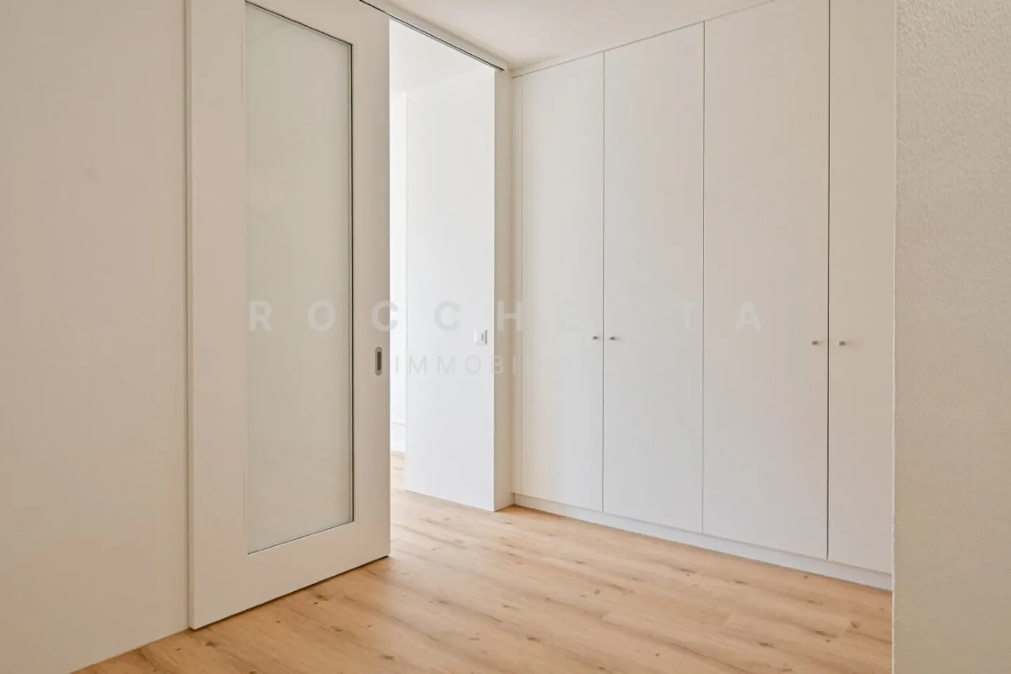 Modern studio completely renovated in the center - Photo 7 of 8