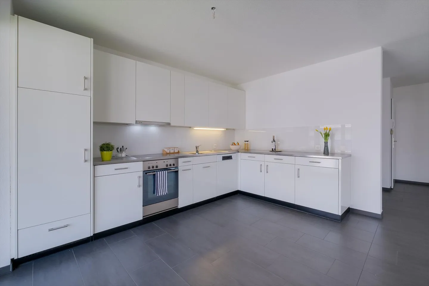 Exklusiv ausgestattete Wohnung... - Foto 3 von 11