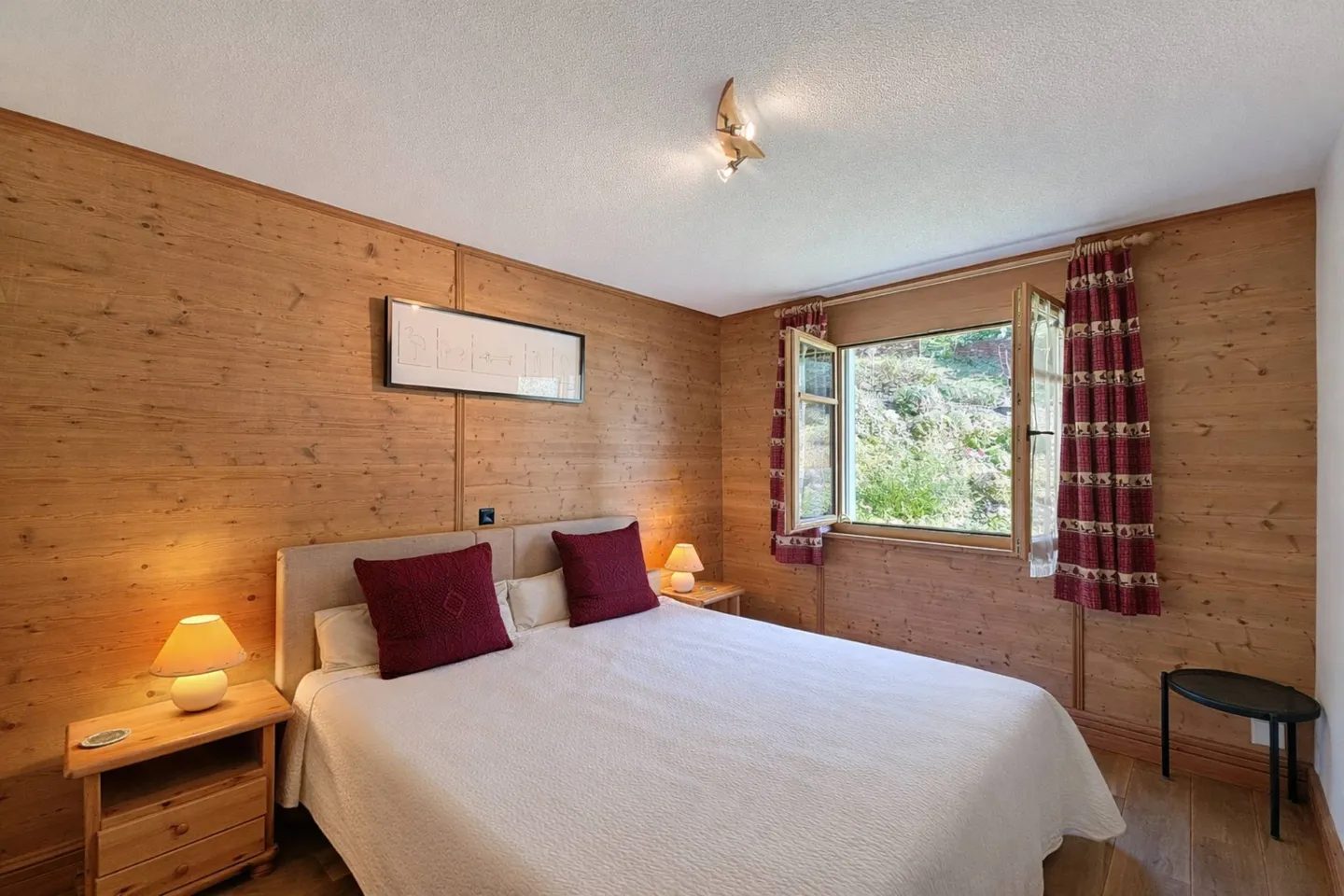 Charming Mountain Apartment - Photo 5 of 8