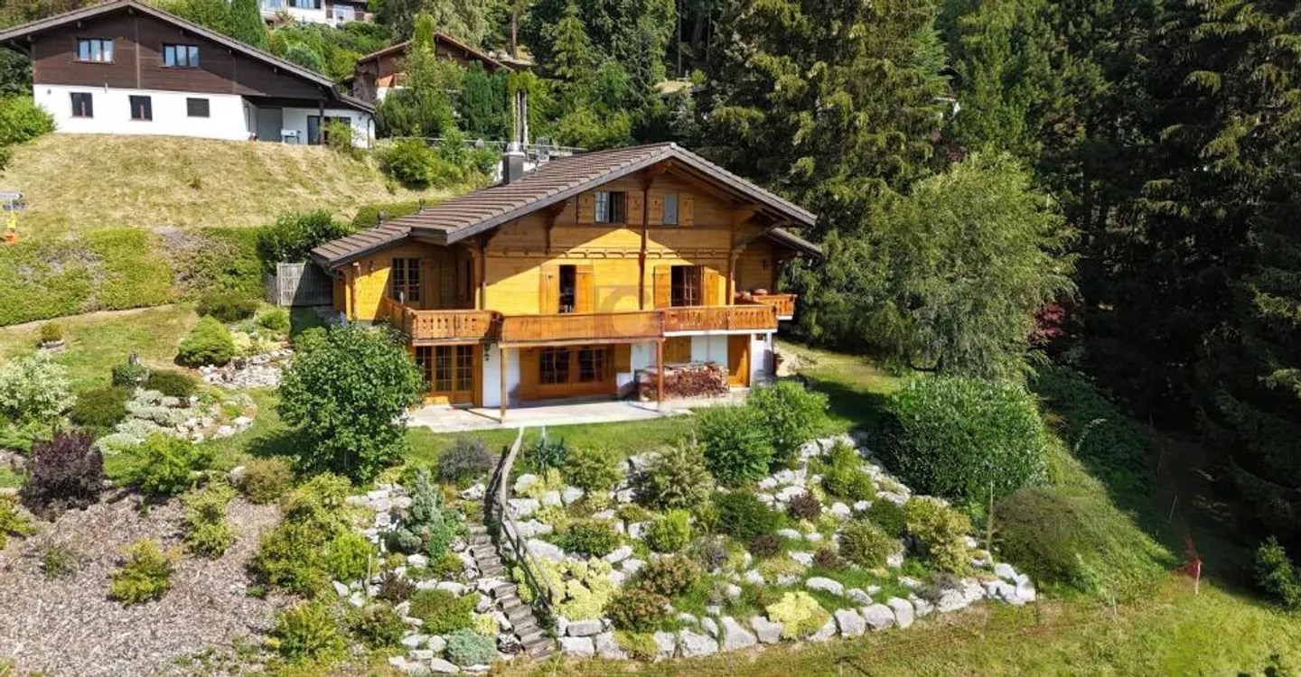 Blockhaus in Crésuz 20 Minuten von Bulle entfernt - Foto 1 von 13