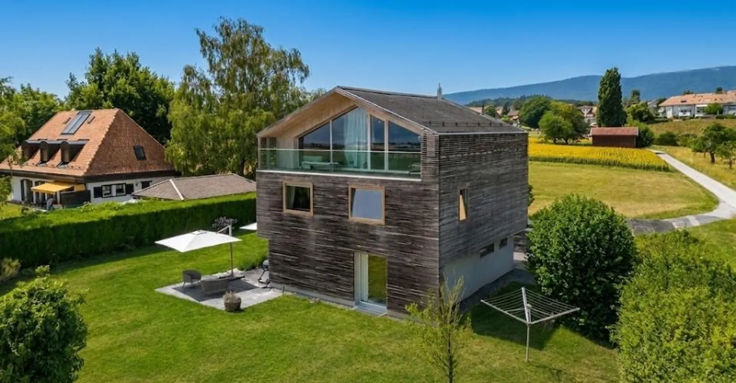 Villa contemporaine avec vue lac - Photo 1 sur 10