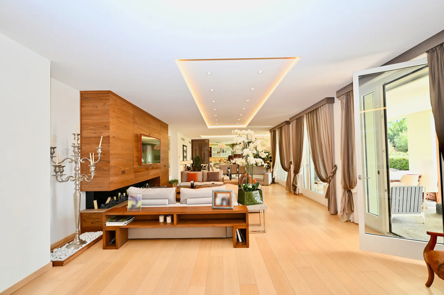 Spacious Luxury Apartment with Garden in the Collina d'Oro Resort - Photo 1 of 25